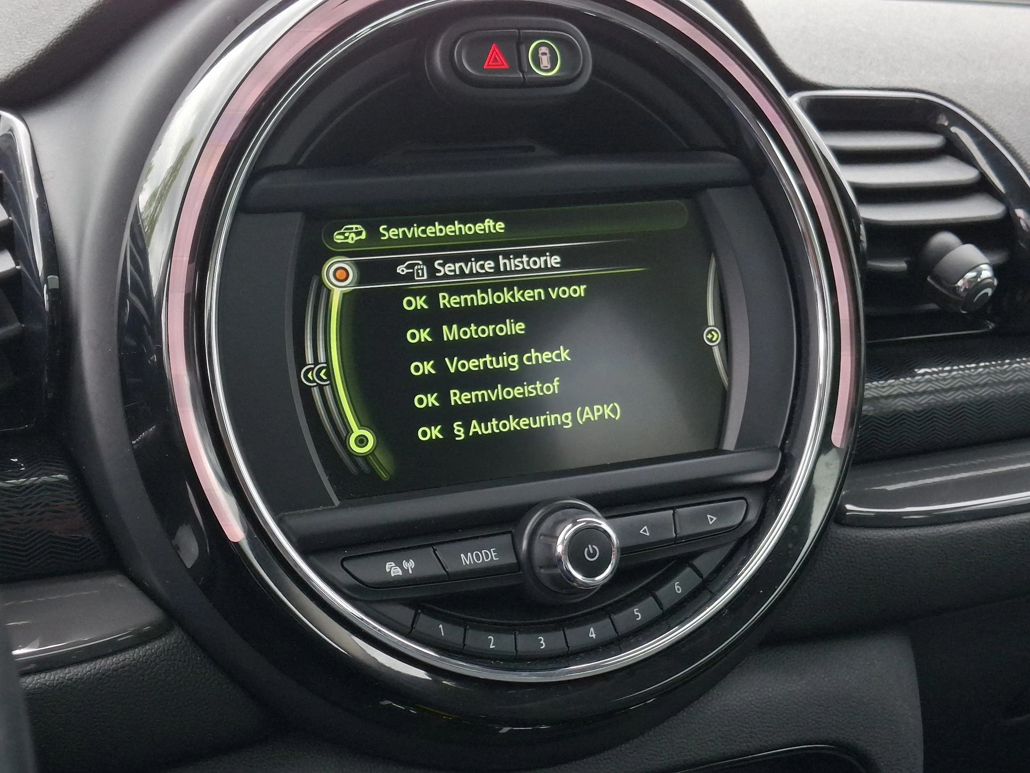 MINI-Clubman-image-16