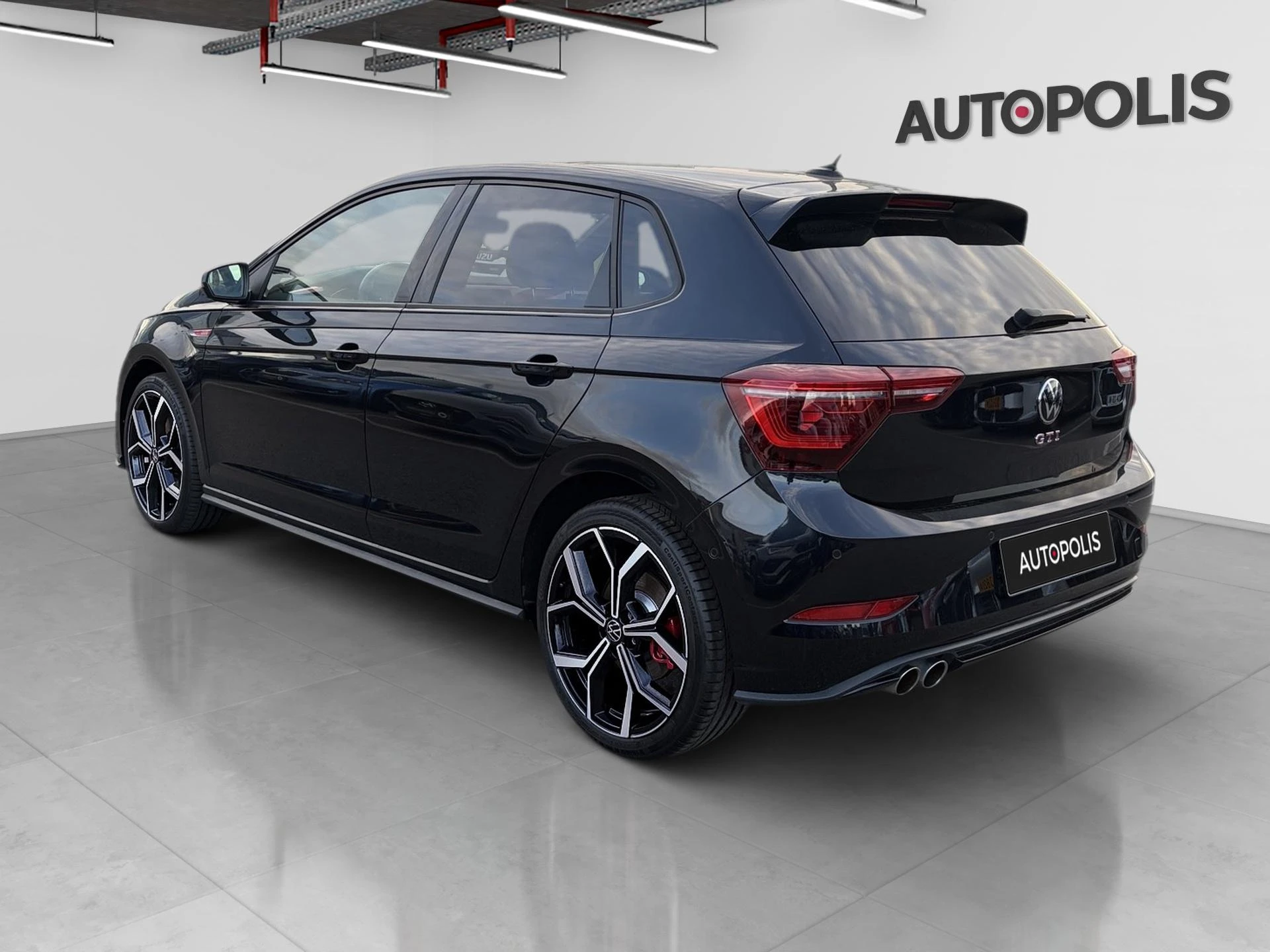 Volkswagen-Polo-image-1