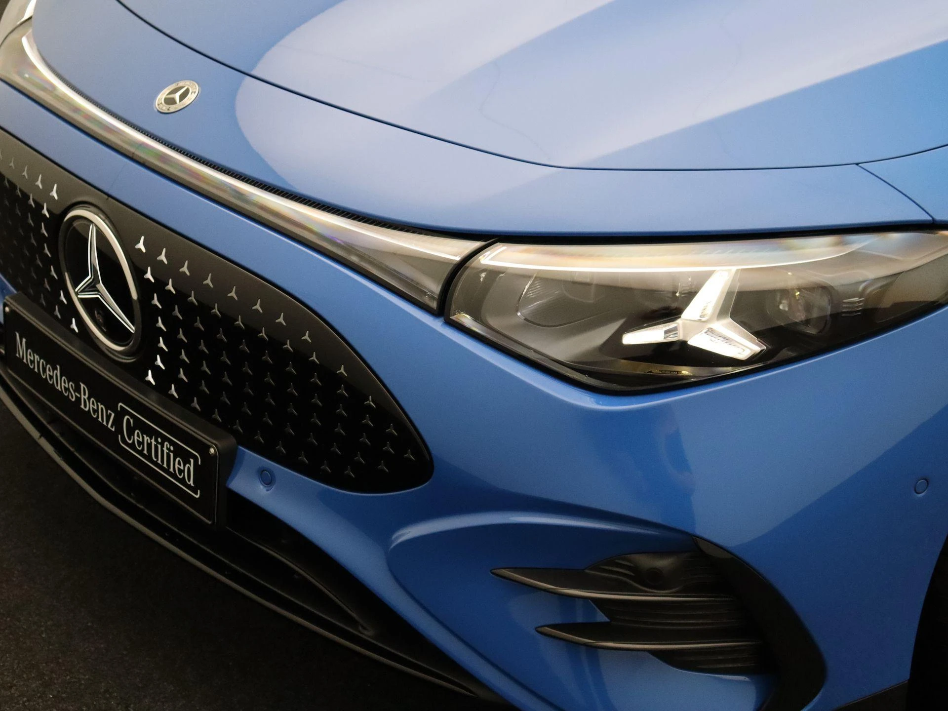 Mercedes-Benz-CLA-image-27