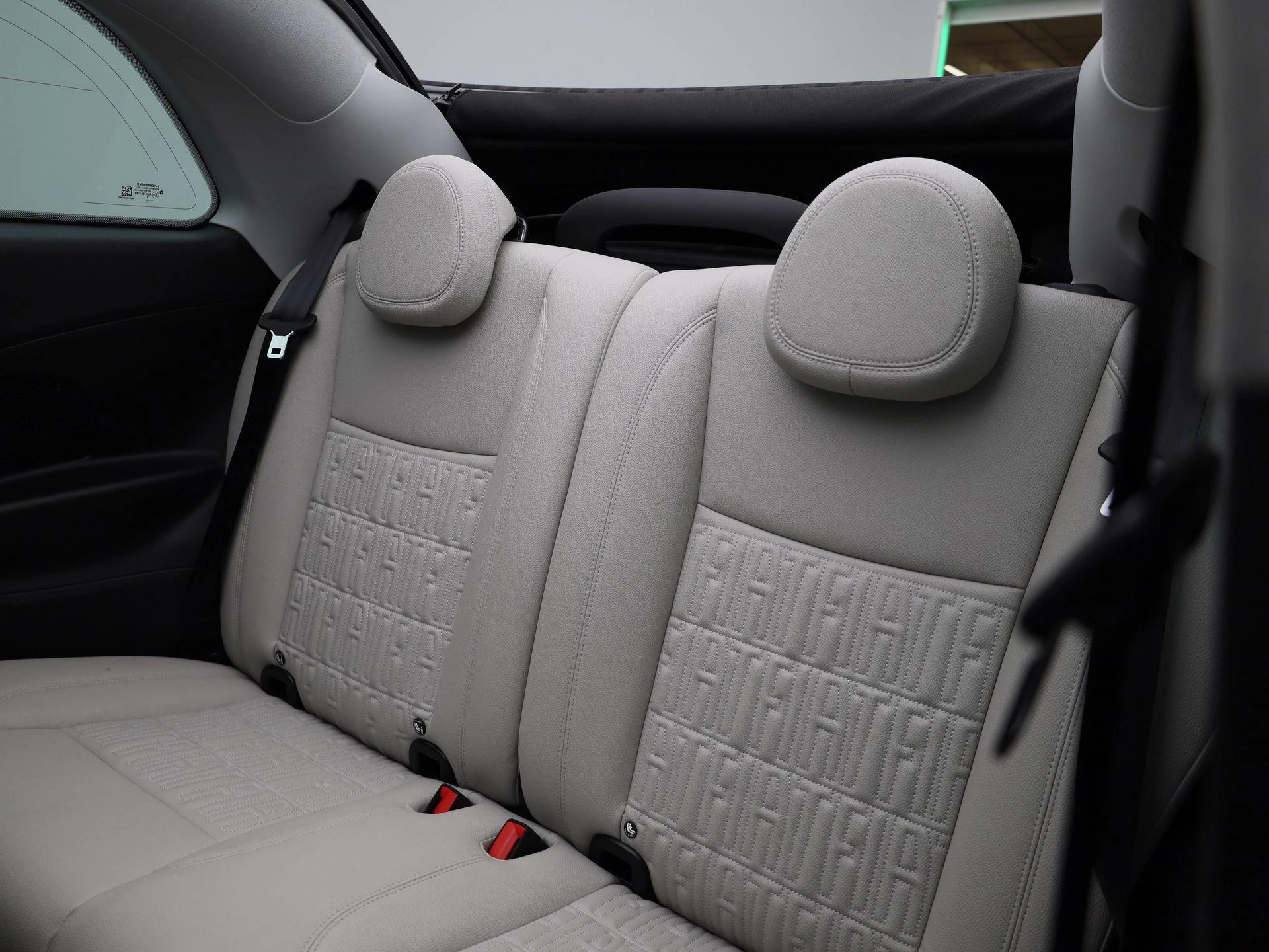 Fiat-500e-image-9