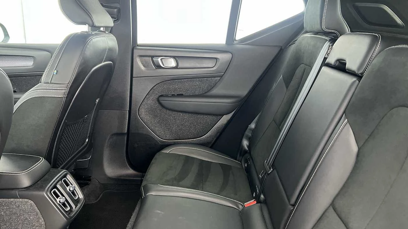 Volvo-XC40-image-6