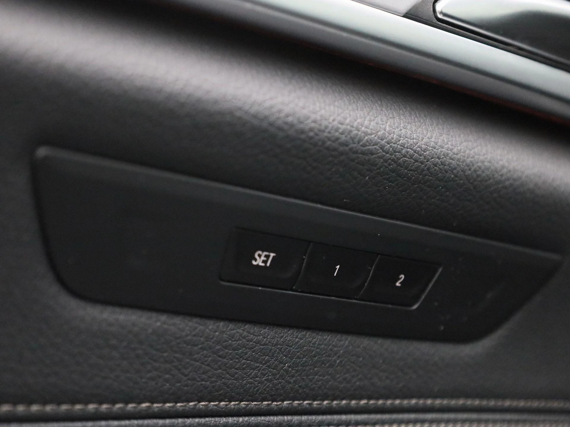 BMW-5 Serie-image-36