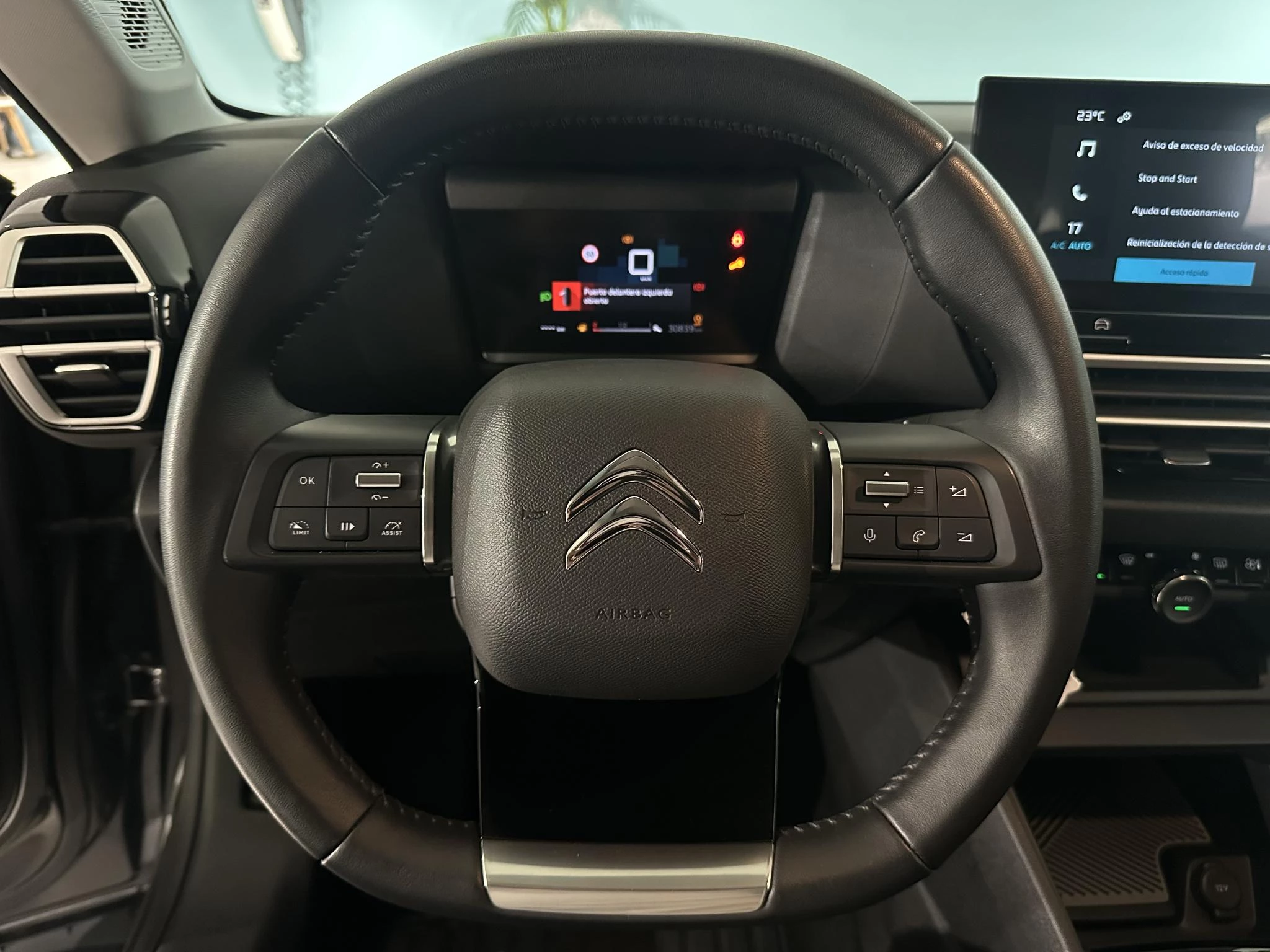 Citroën-C4 X-image-10