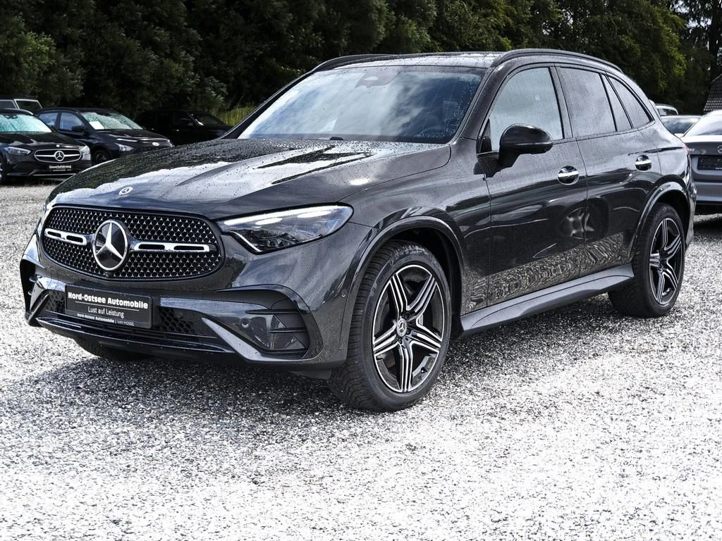 Mercedes-Benz-GLC 220 d-image-6