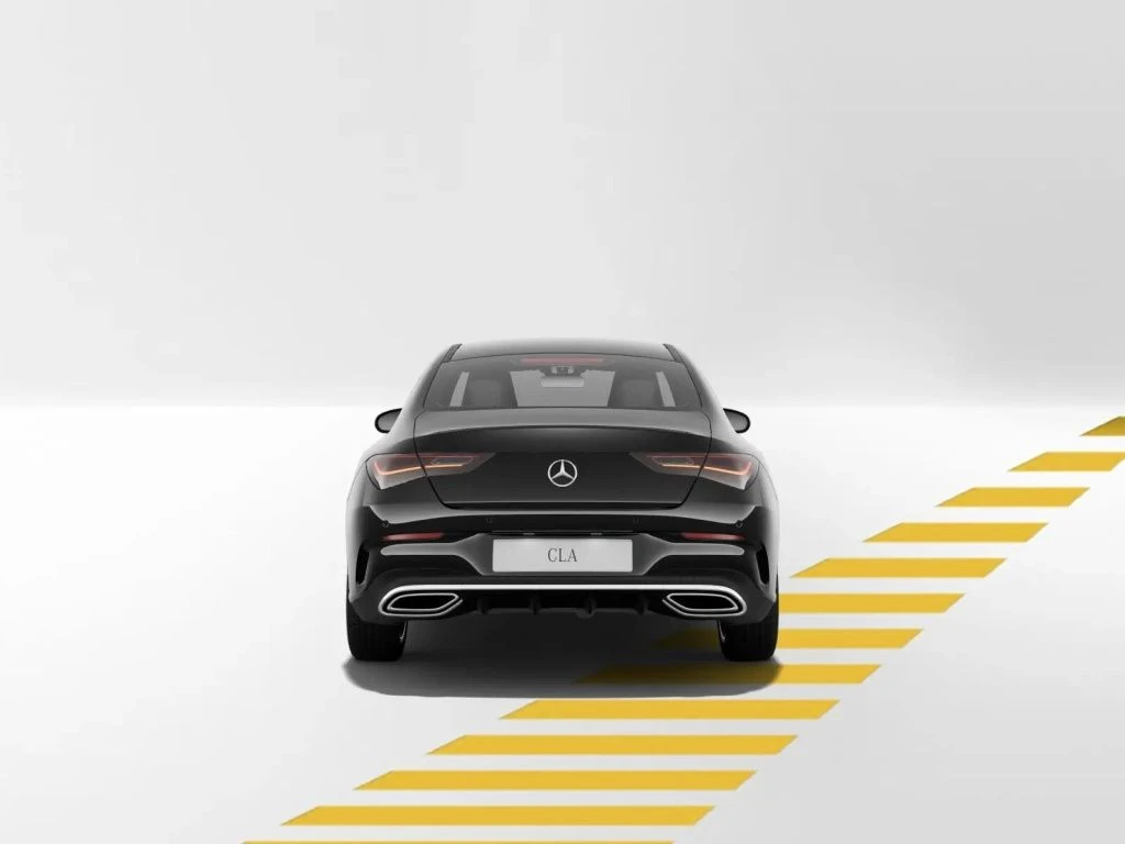 Mercedes-Benz-CLA 200-image-5