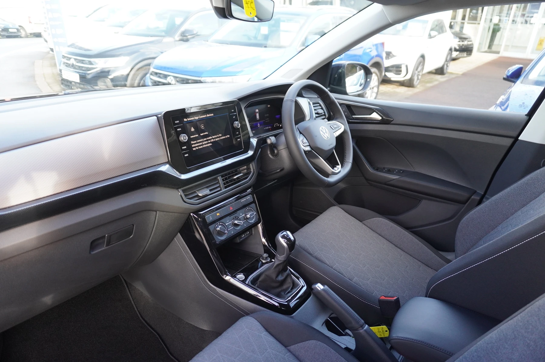 Volkswagen-T-Cross-image-1