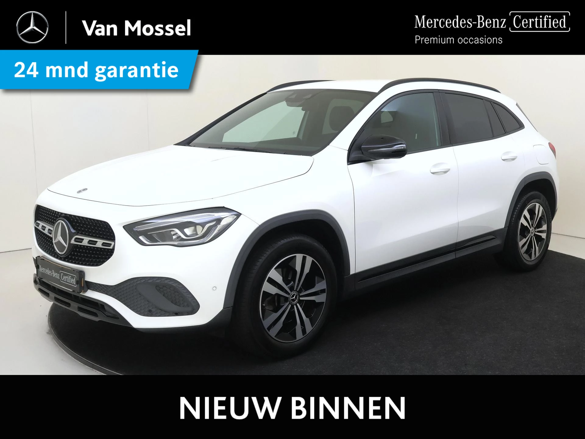 Mercedes-Benz-GLA-image-0