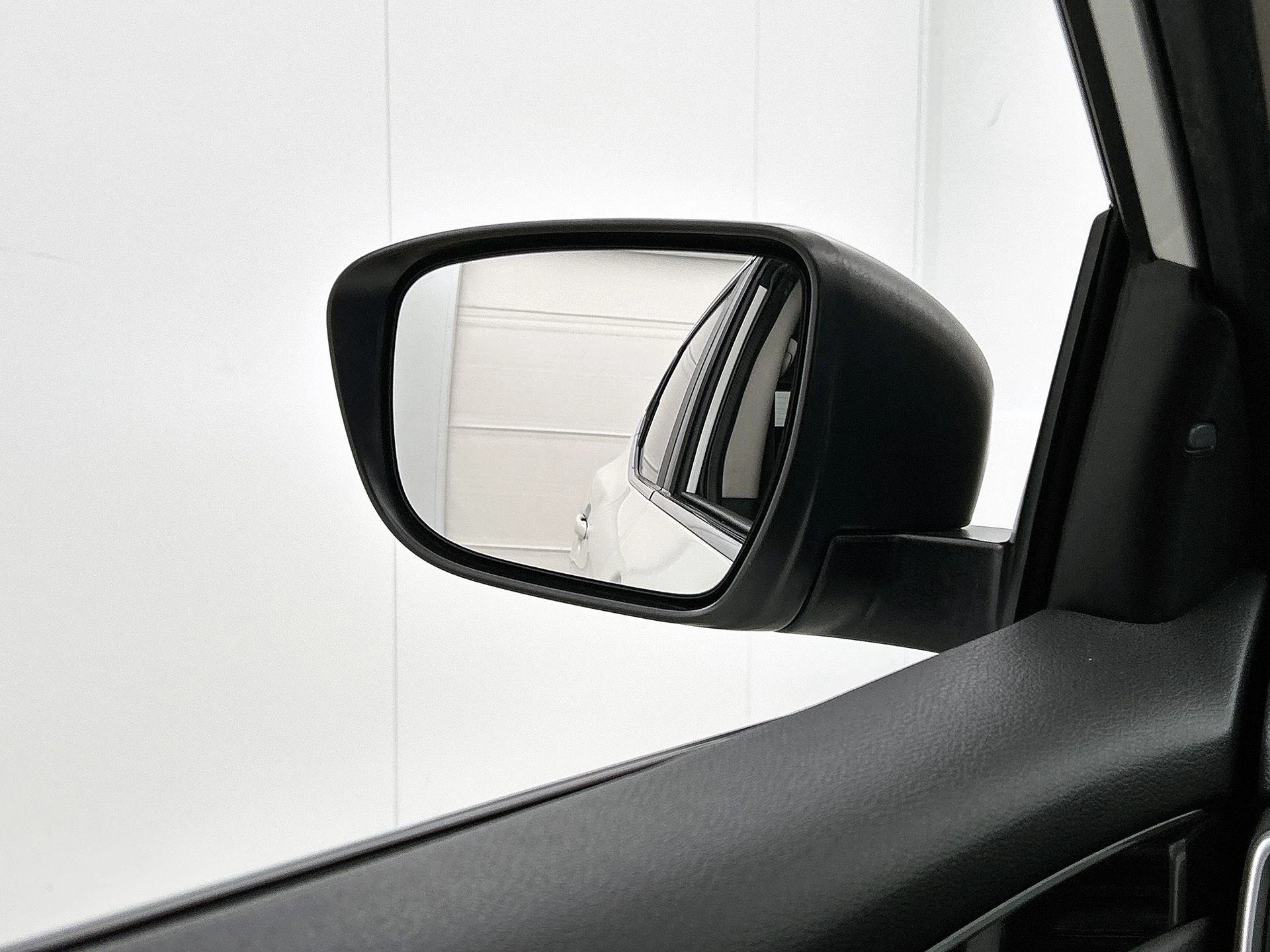 Nissan-QASHQAI-image-23