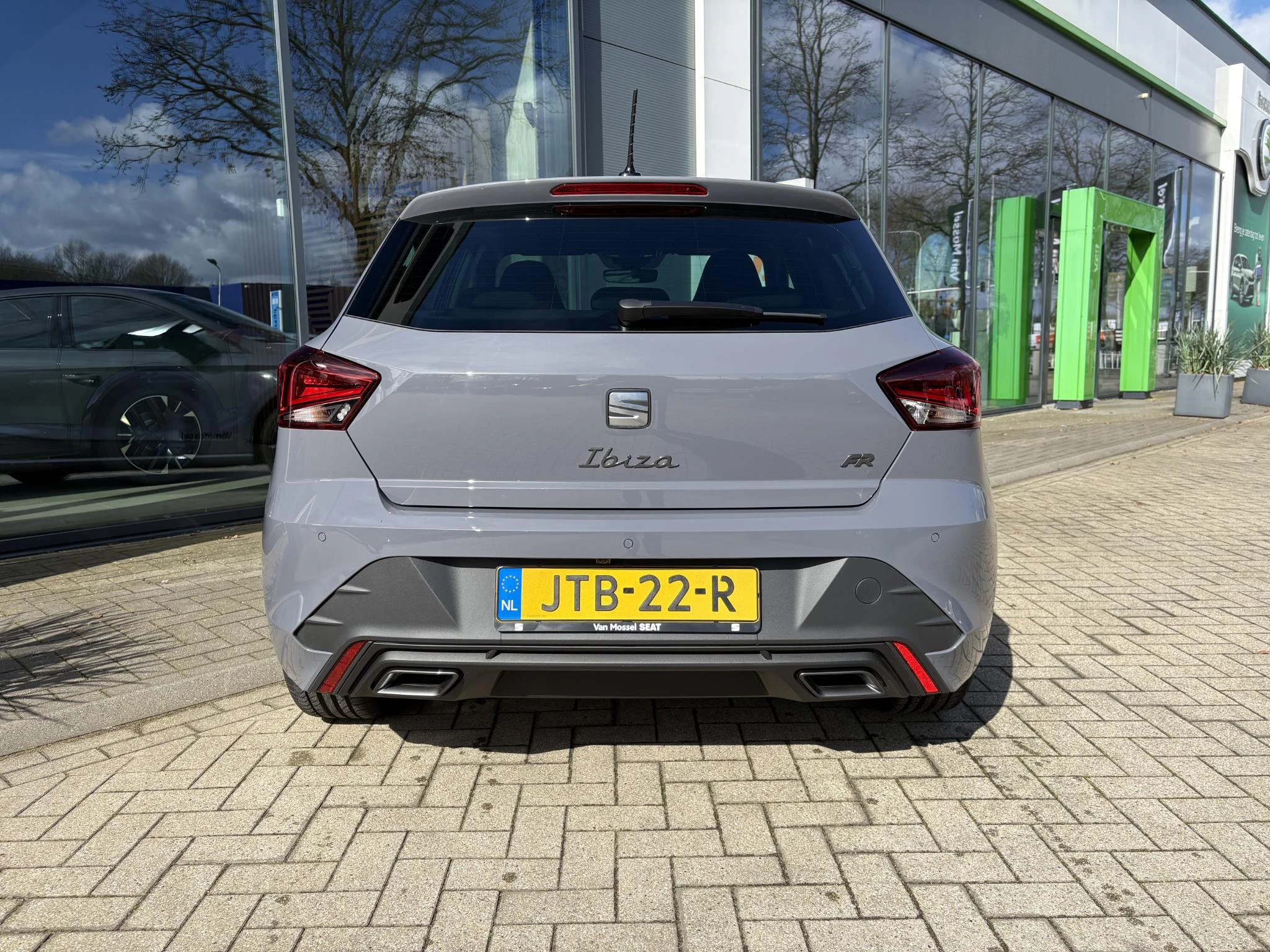 SEAT-Ibiza-image-5