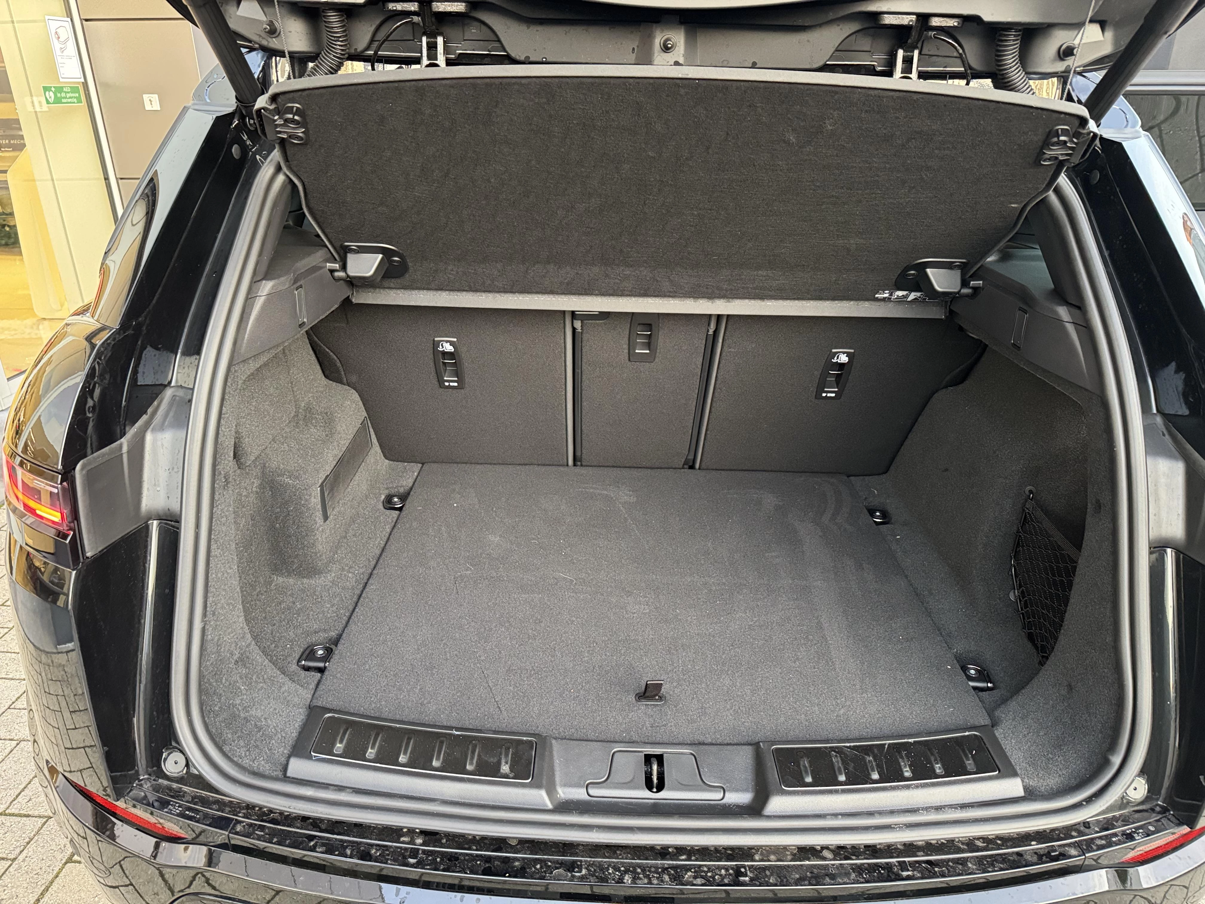 Land Rover Range Rover Evoque P270e Dynamic SE AWD