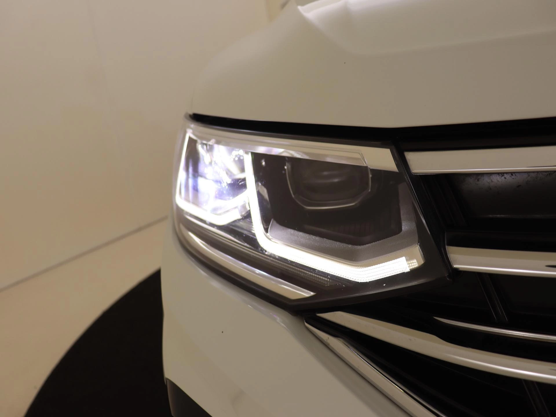 Volkswagen Tiguan 1.4 TSI eHybrid Elegance