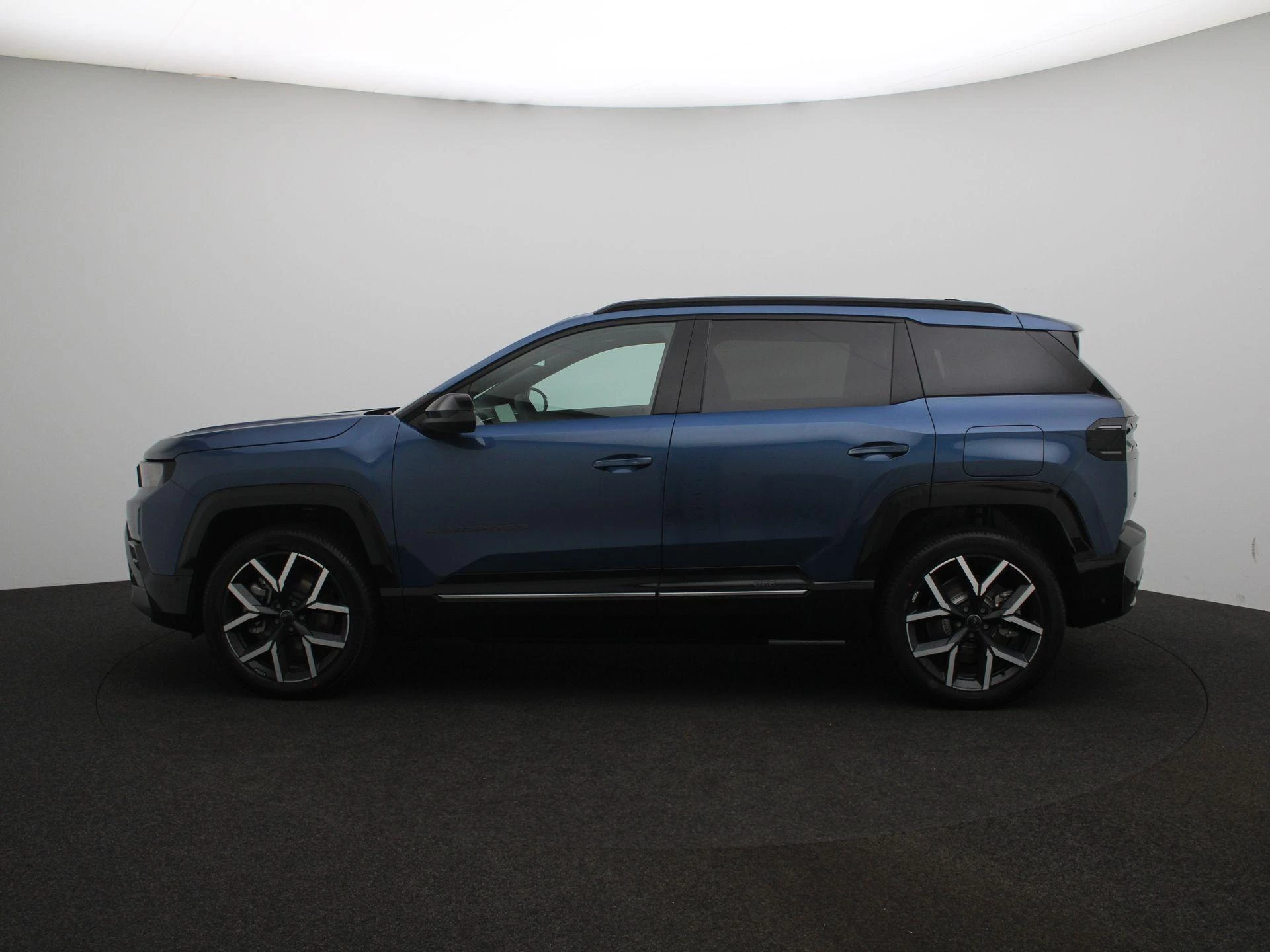 Jeep Compass First Edition 74 kWh