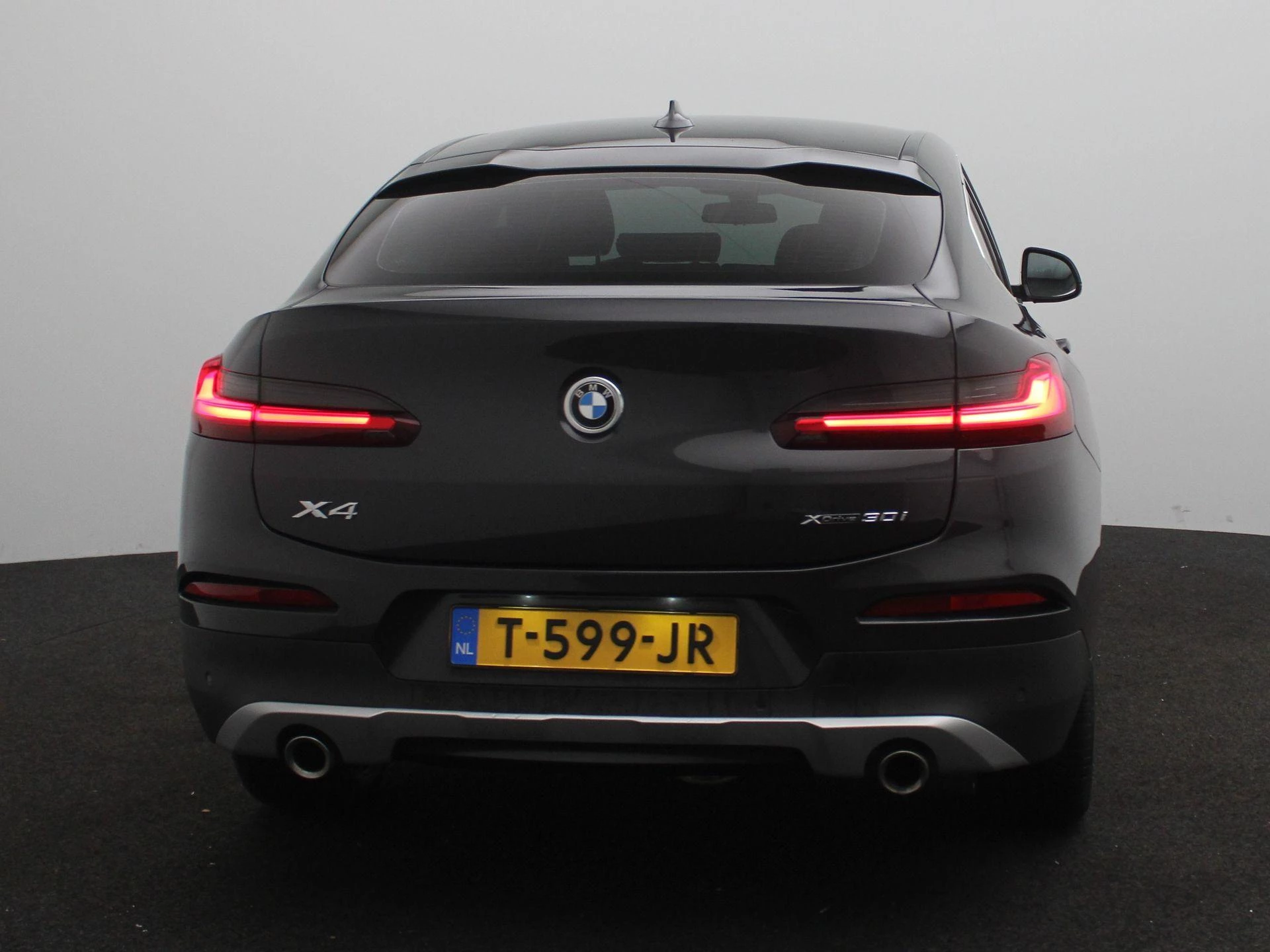 BMW-X4-image-5