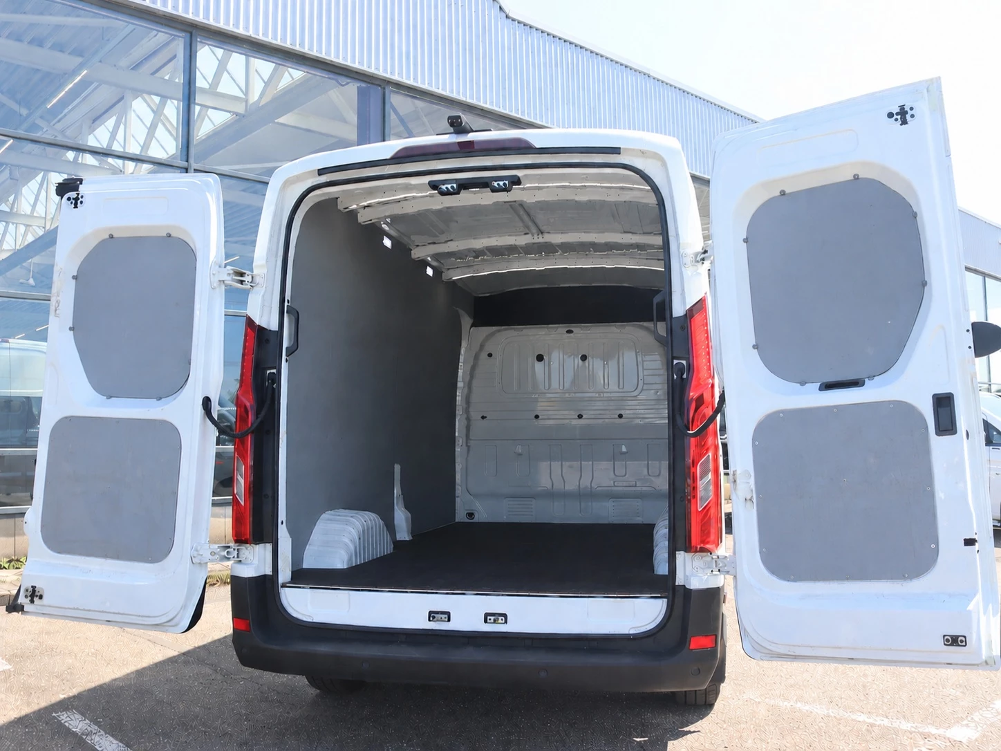 Maxus eDeliver9 L3H2 72 kWh | 236km WLTP/AIRCO/CAMERA/ADAPTIEVE CRUISE CONTROL |
