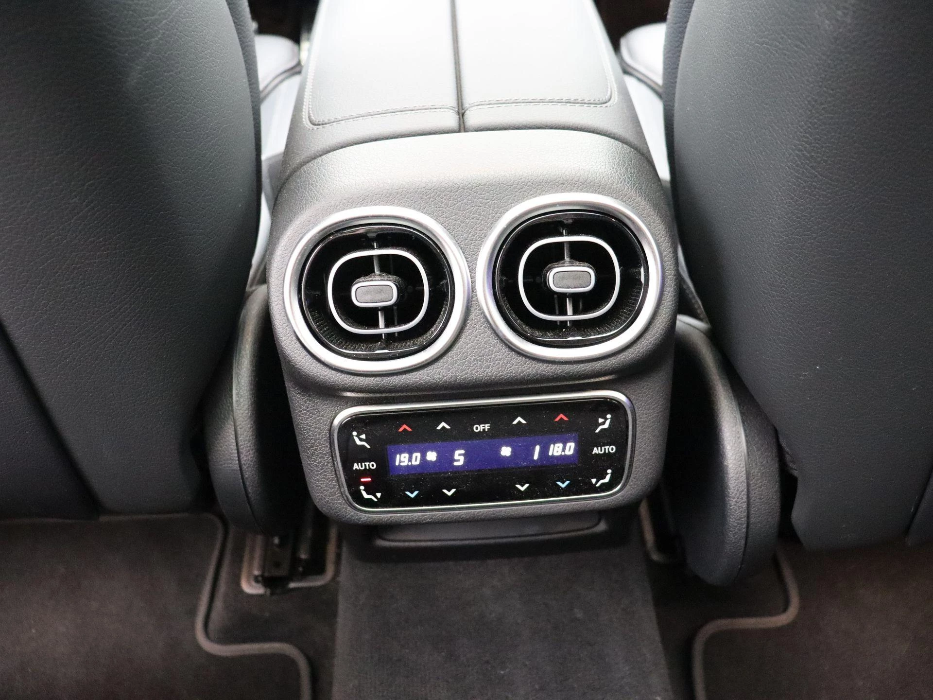 Mercedes-Benz GLC 400 e AMG Line SUV + DIGITAL LIGHT + LEDER + PANO + BURMESTER +HEADUP