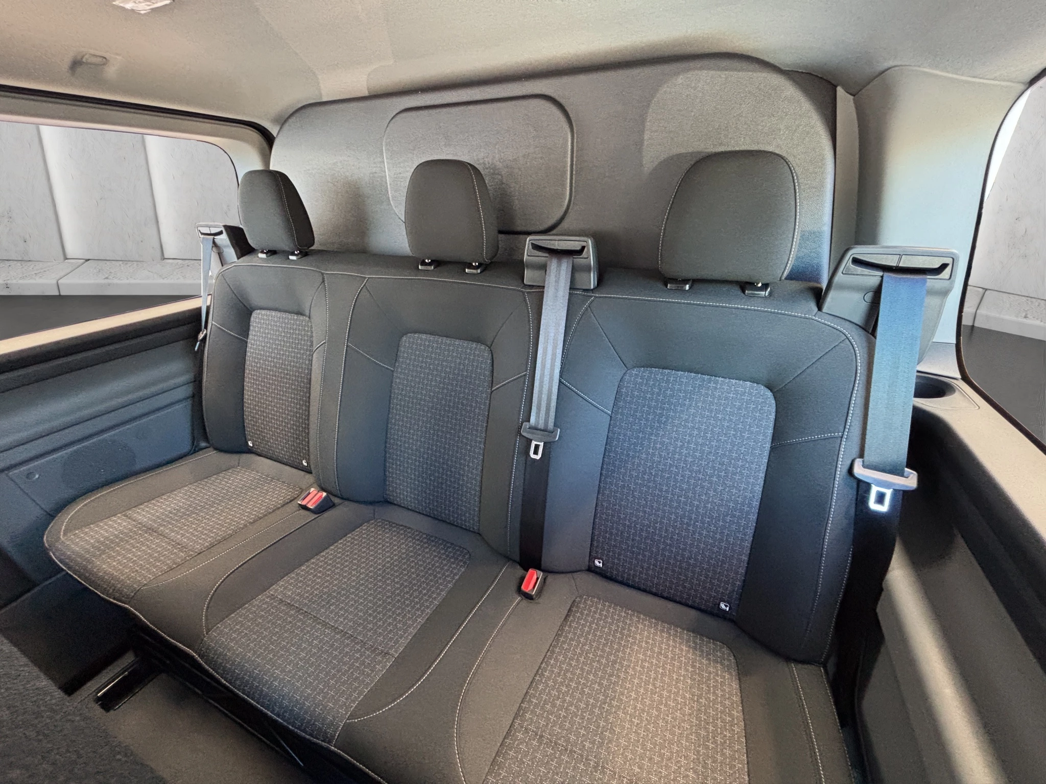 Ford-Transit Custom-image-10