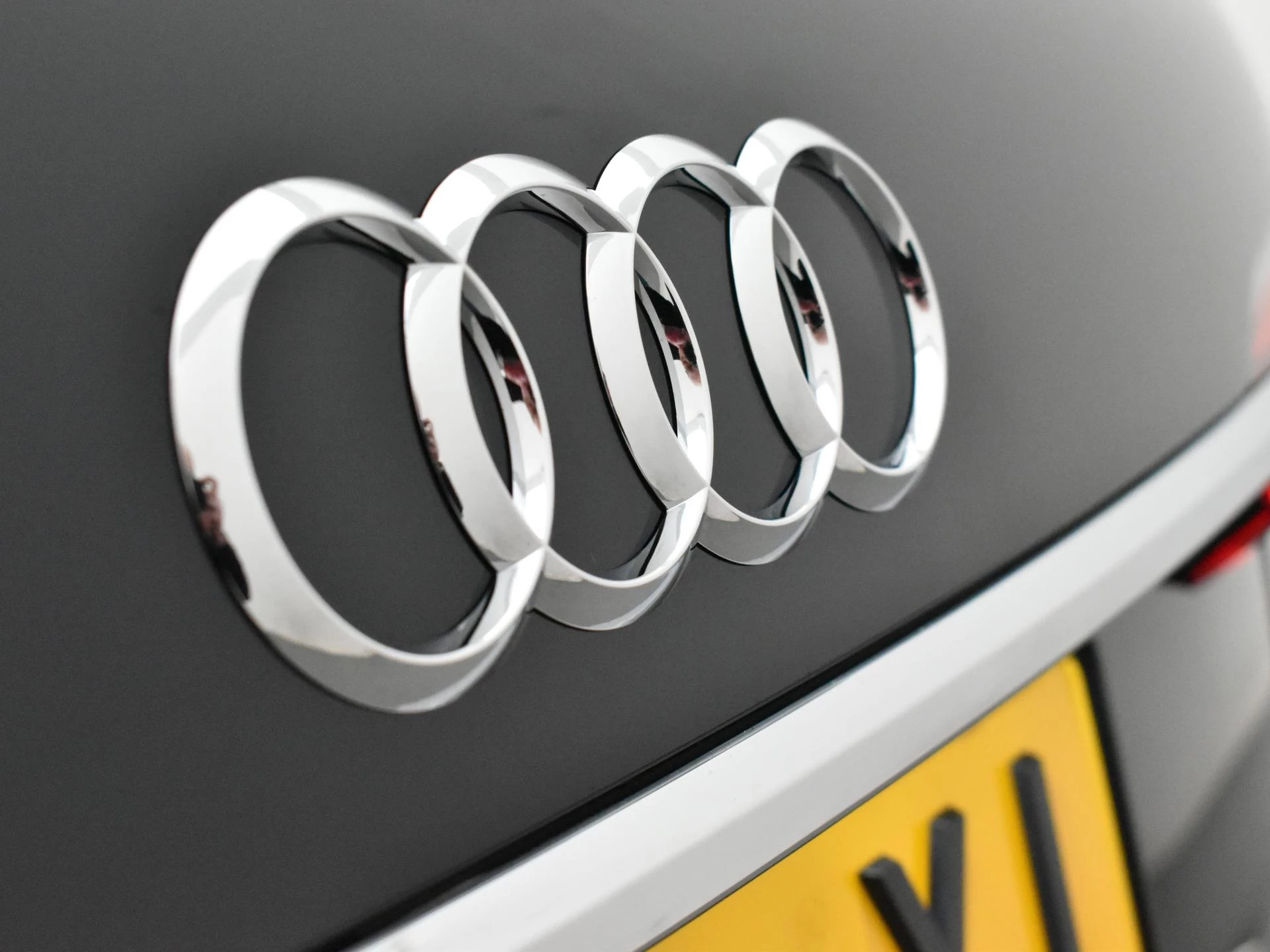Audi A6 Avant 40 TFSI Advanced edition