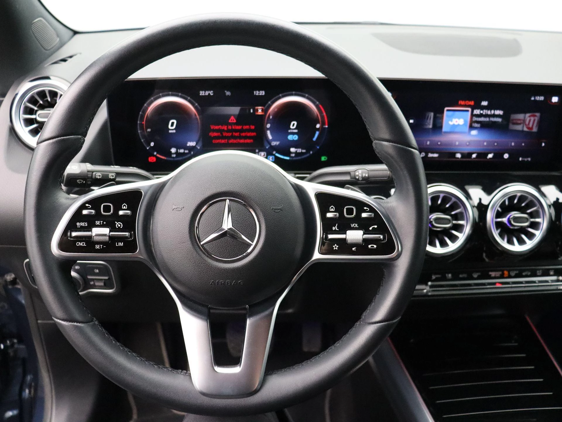 Mercedes-Benz GLA 250 e Business Line + LEDER + CAMERA +