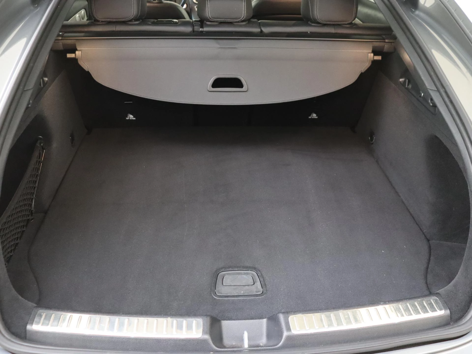 Mercedes-Benz-GLC-image-31