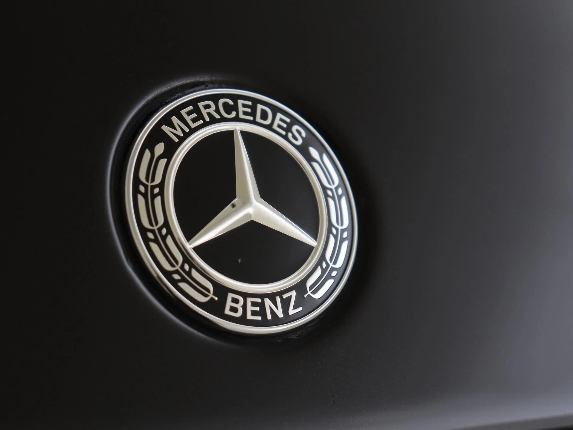 Mercedes-Benz-G-Klasse-image-38