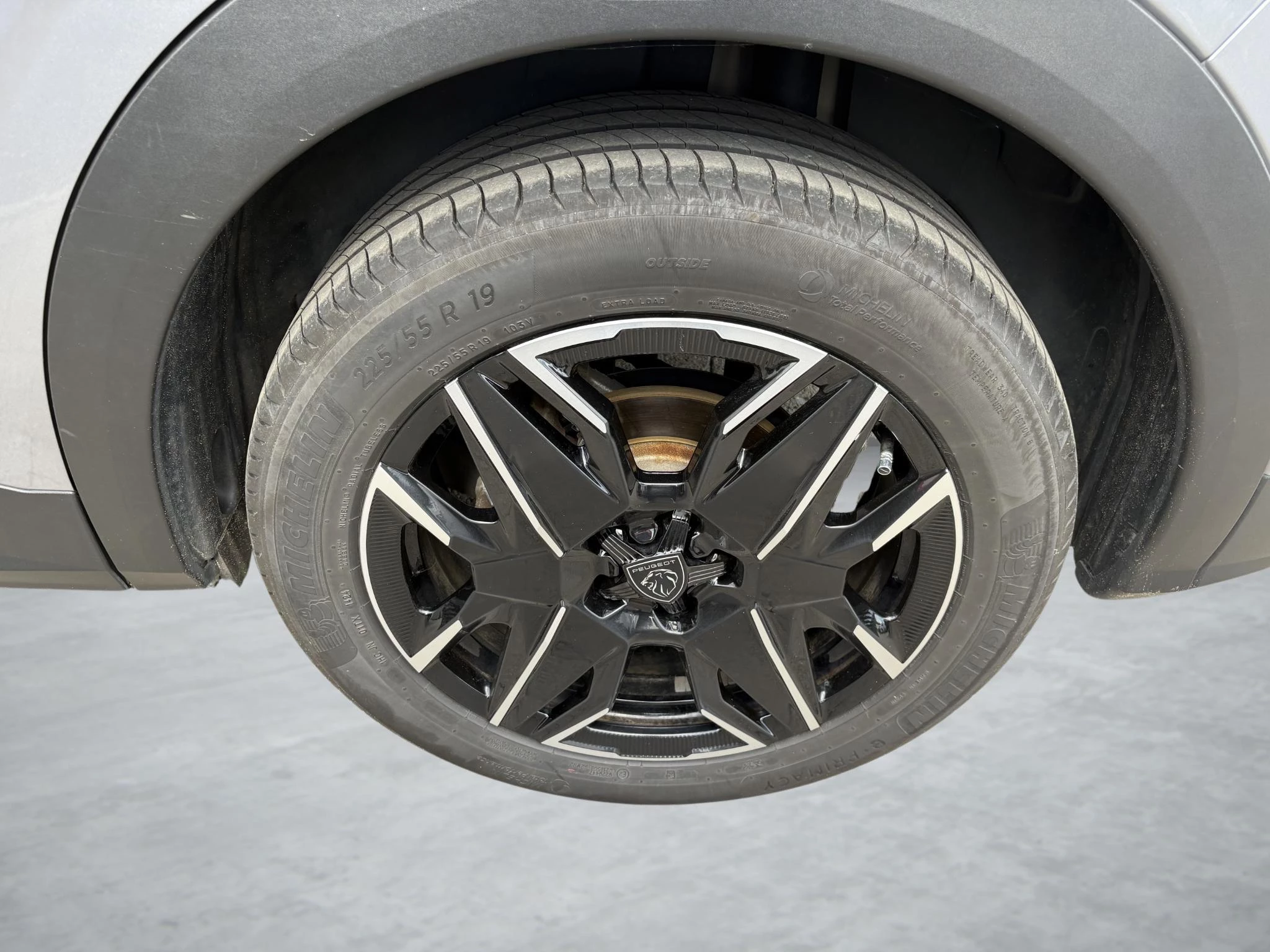 Peugeot 3008 1.2 HYBRID 136 e-DSC6 GT