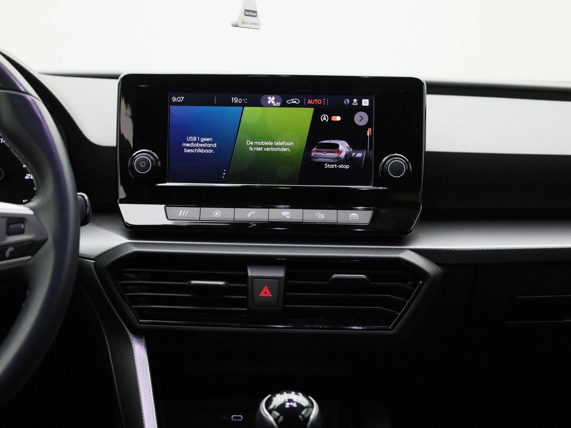 SEAT-Leon-image-8