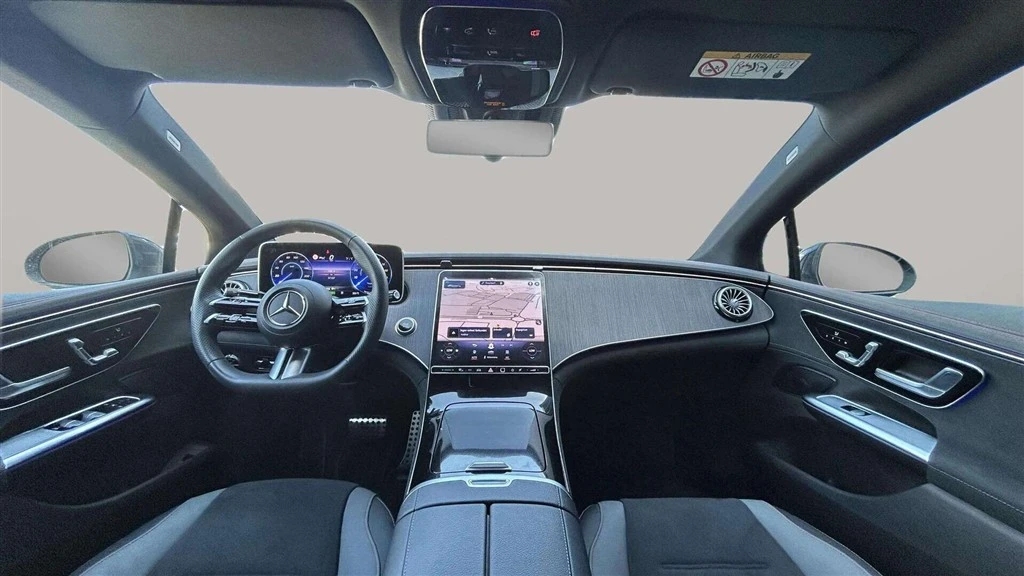 Mercedes-Benz-EQE-image-12