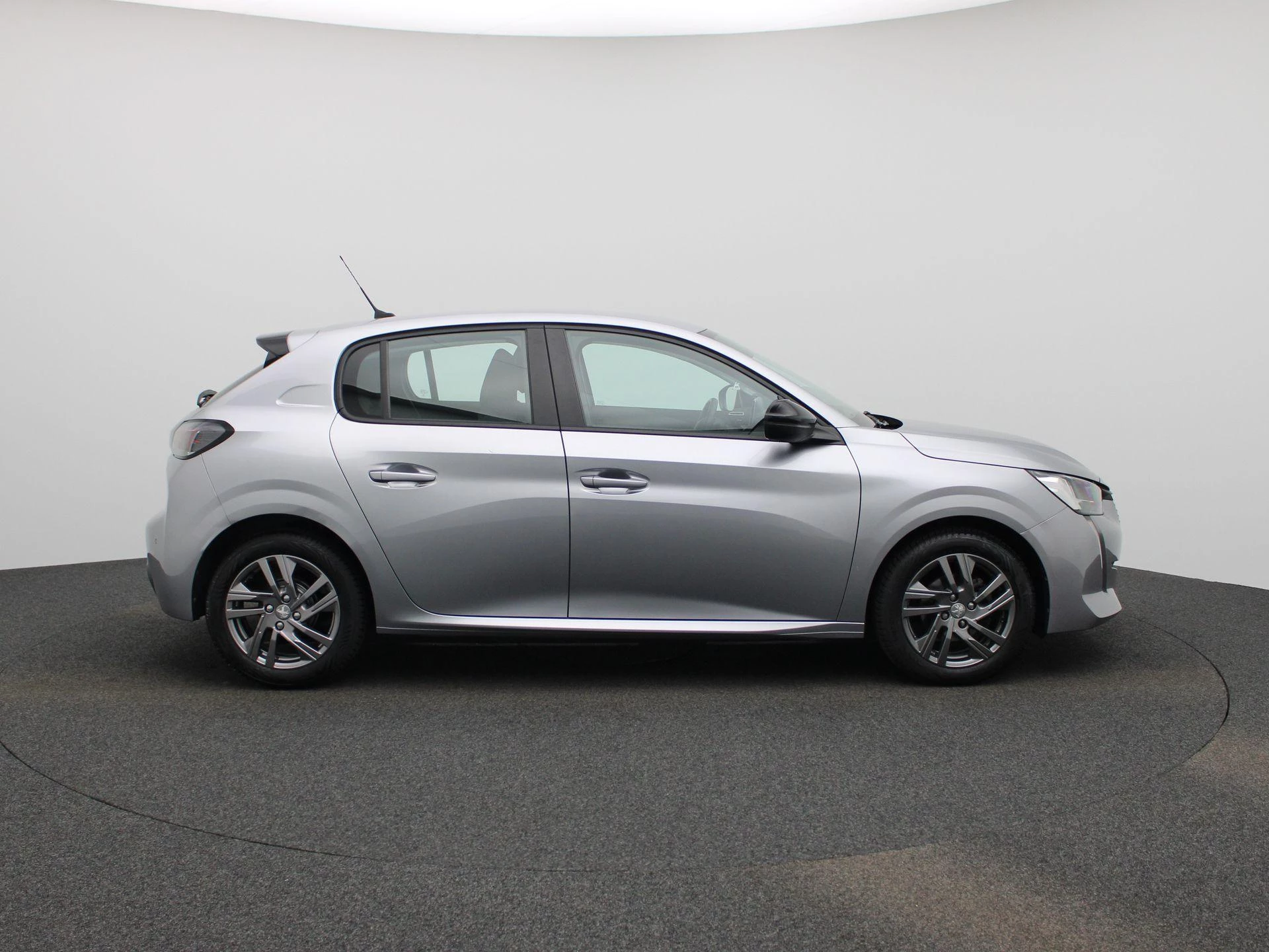 Peugeot-208-image-5