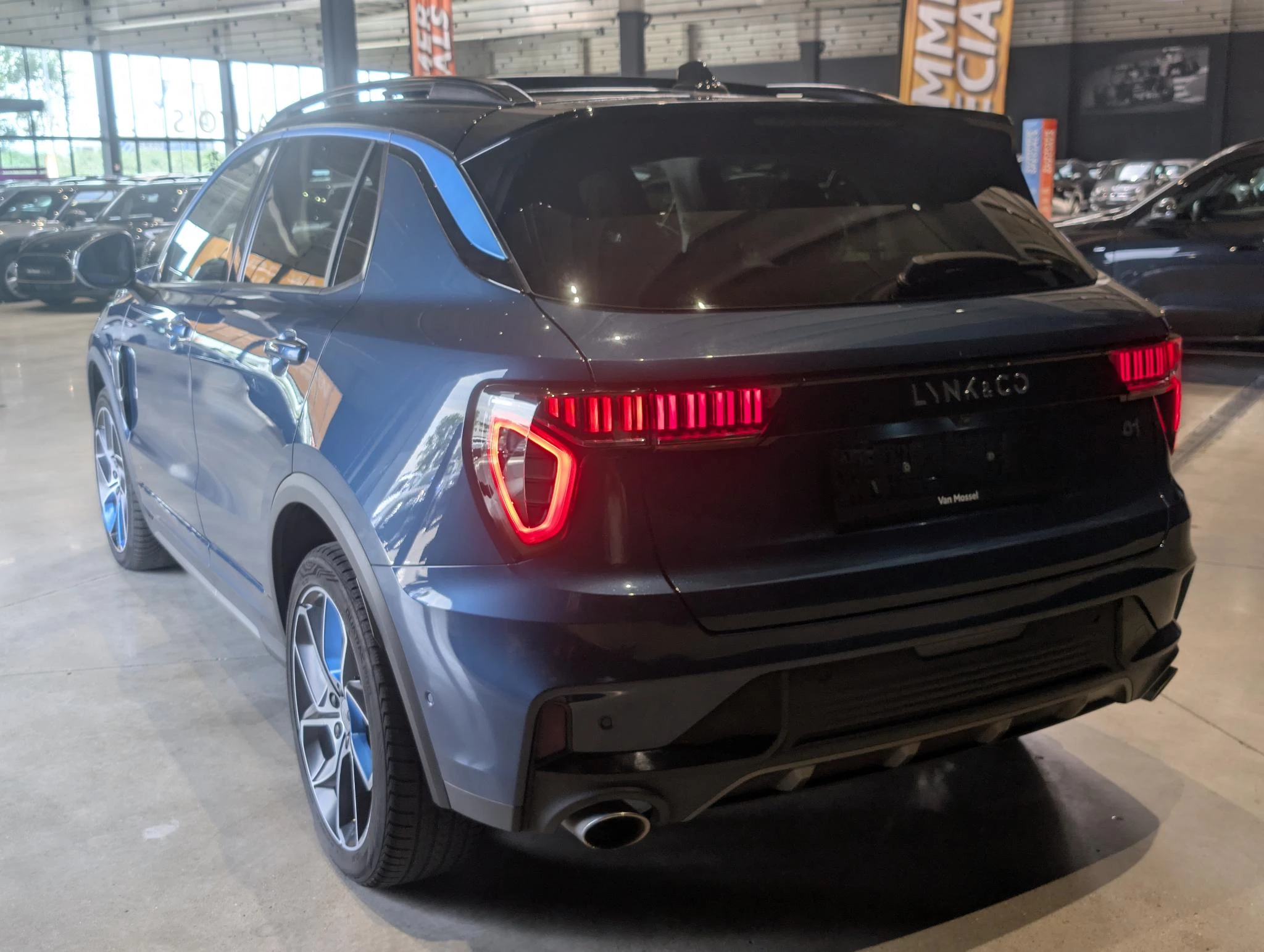 Lynk & Co-01-image-4