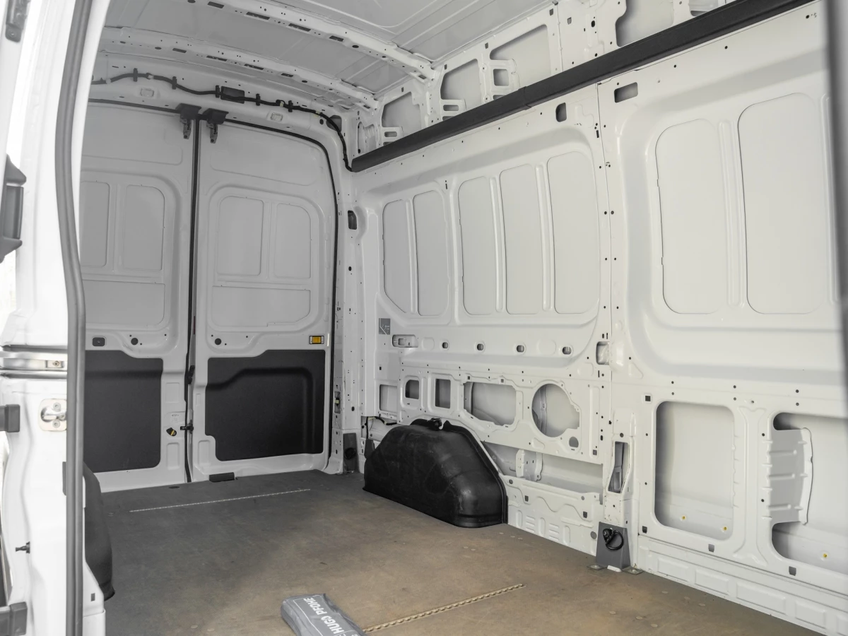 Ford-Transit-image-6