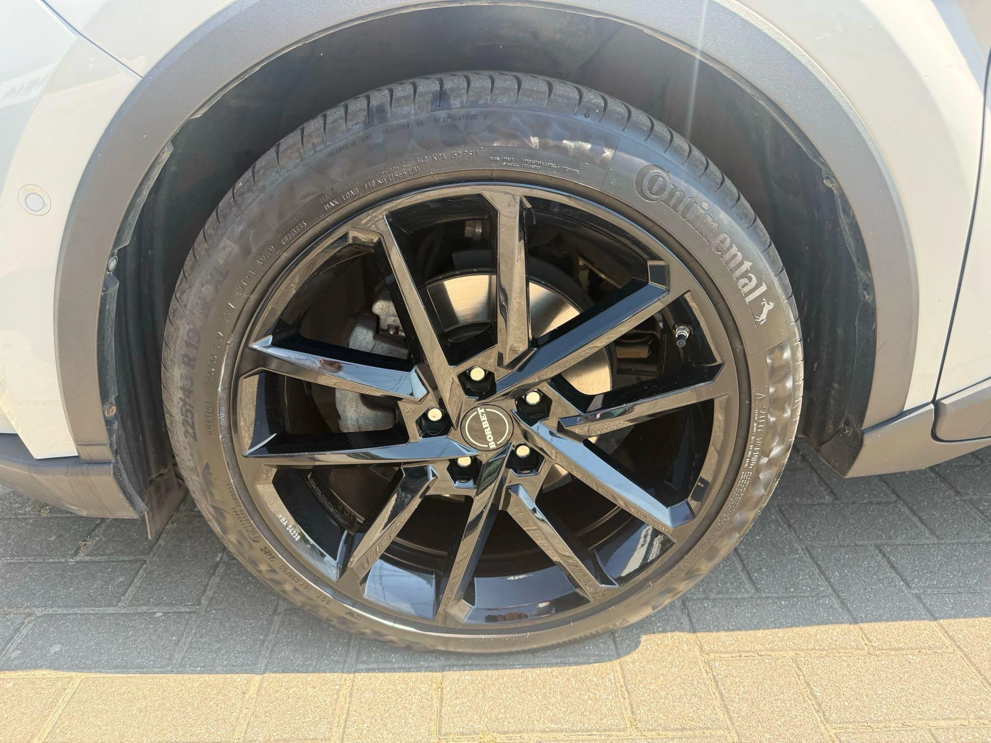 Toyota-C-HR-image-9