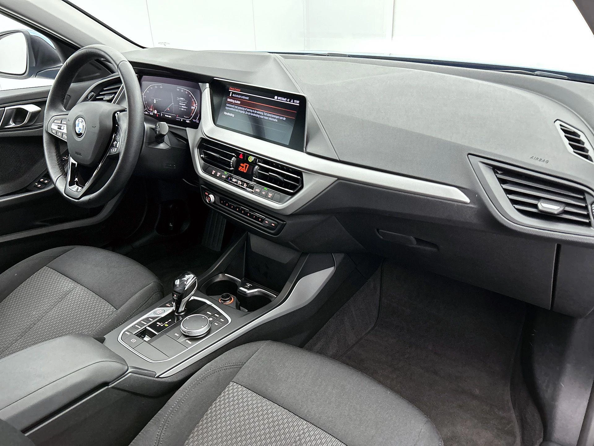 BMW-1 Serie-image-20