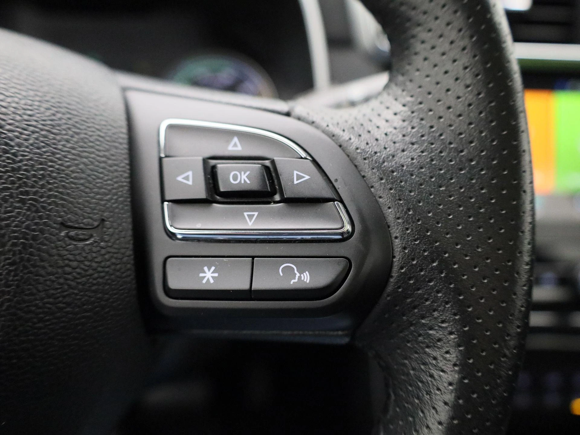 MG-ZS EV-image-24