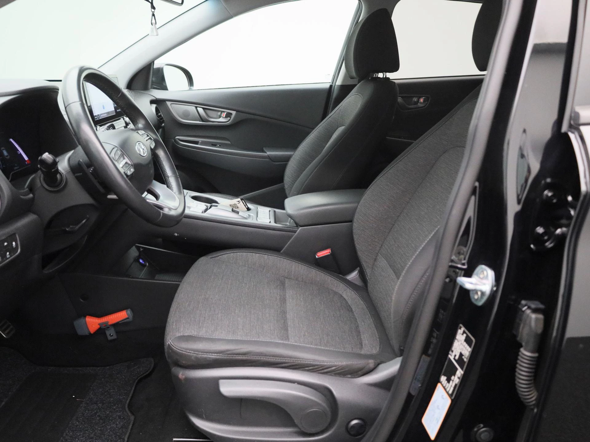 Hyundai-Kona-image-7