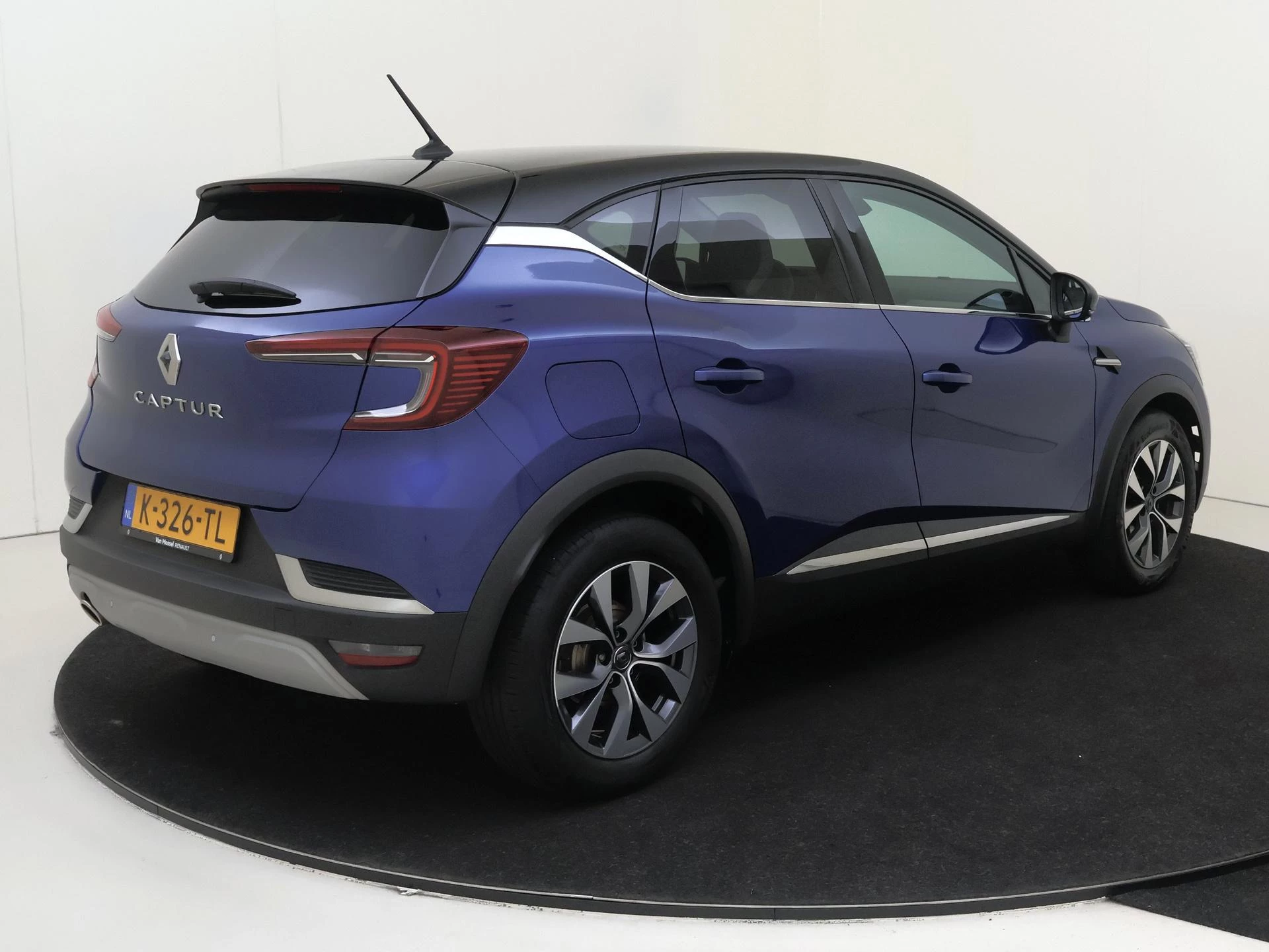 Renault-Captur-image-6