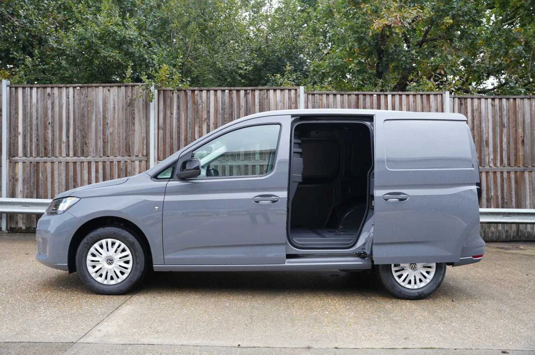 Volkswagen-Caddy-image-15