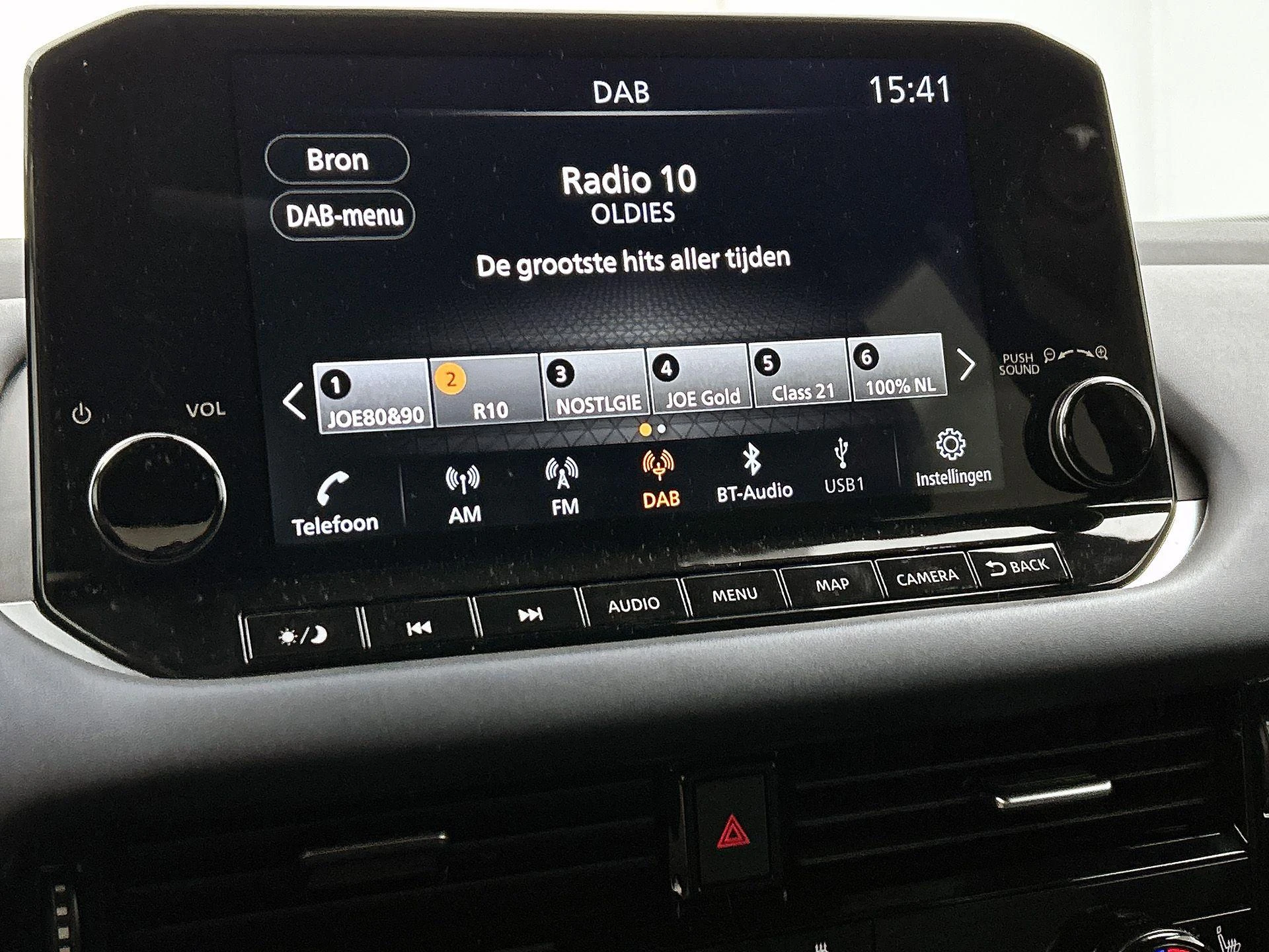 Nissan-QASHQAI-image-8