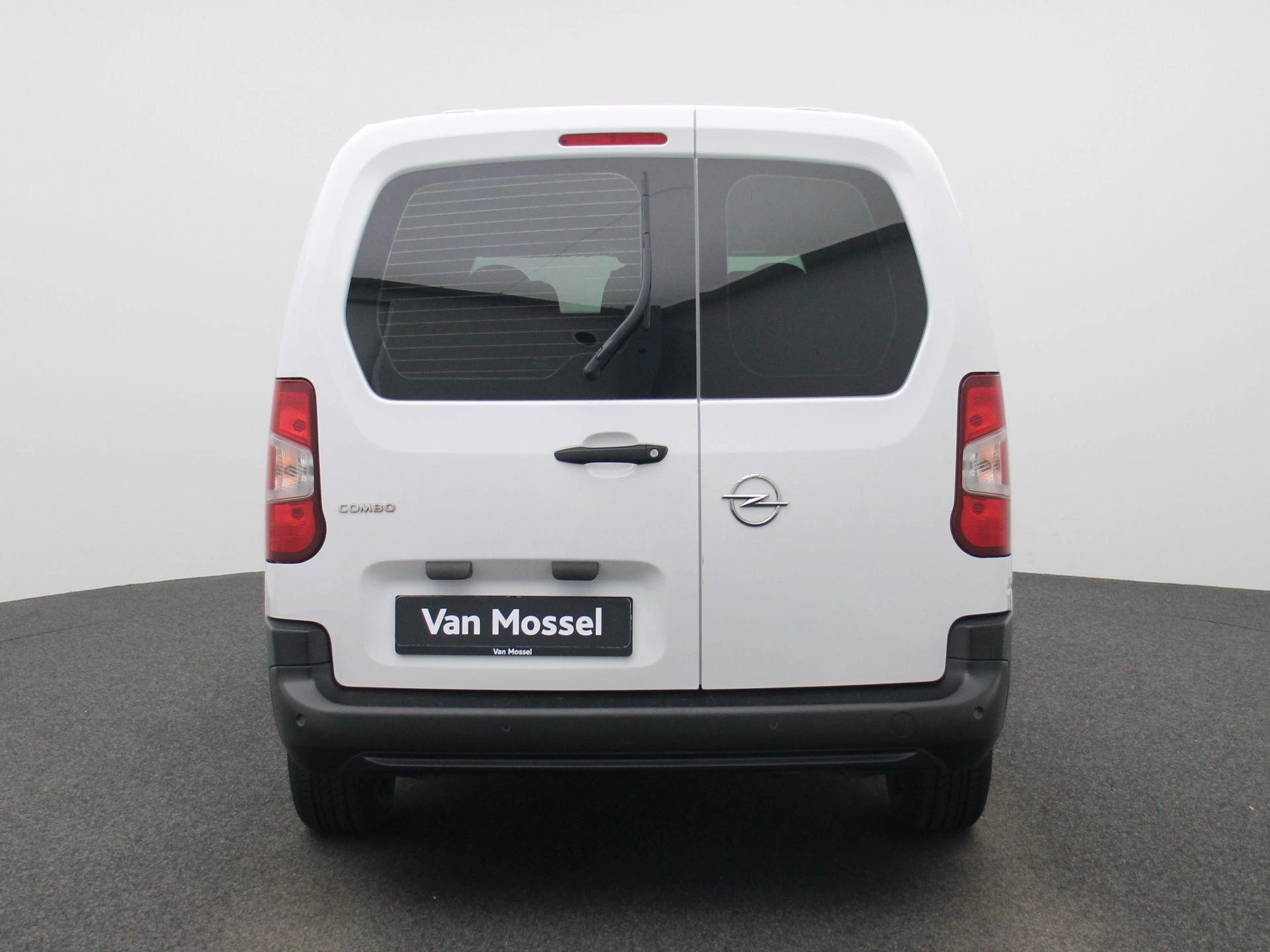 Opel Combo DC L2H1 Heavy 1.5 Turbo D 130 S/S AT8