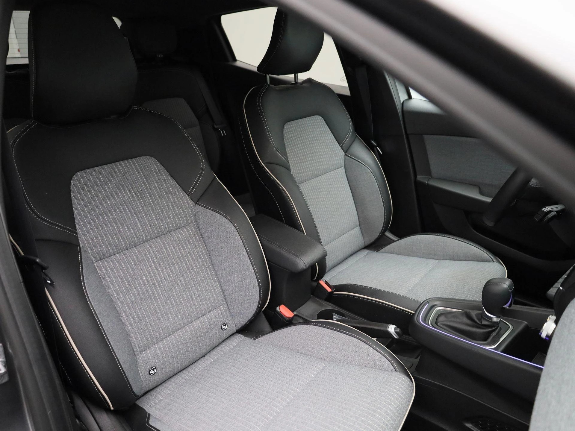 Renault-Clio-image-30
