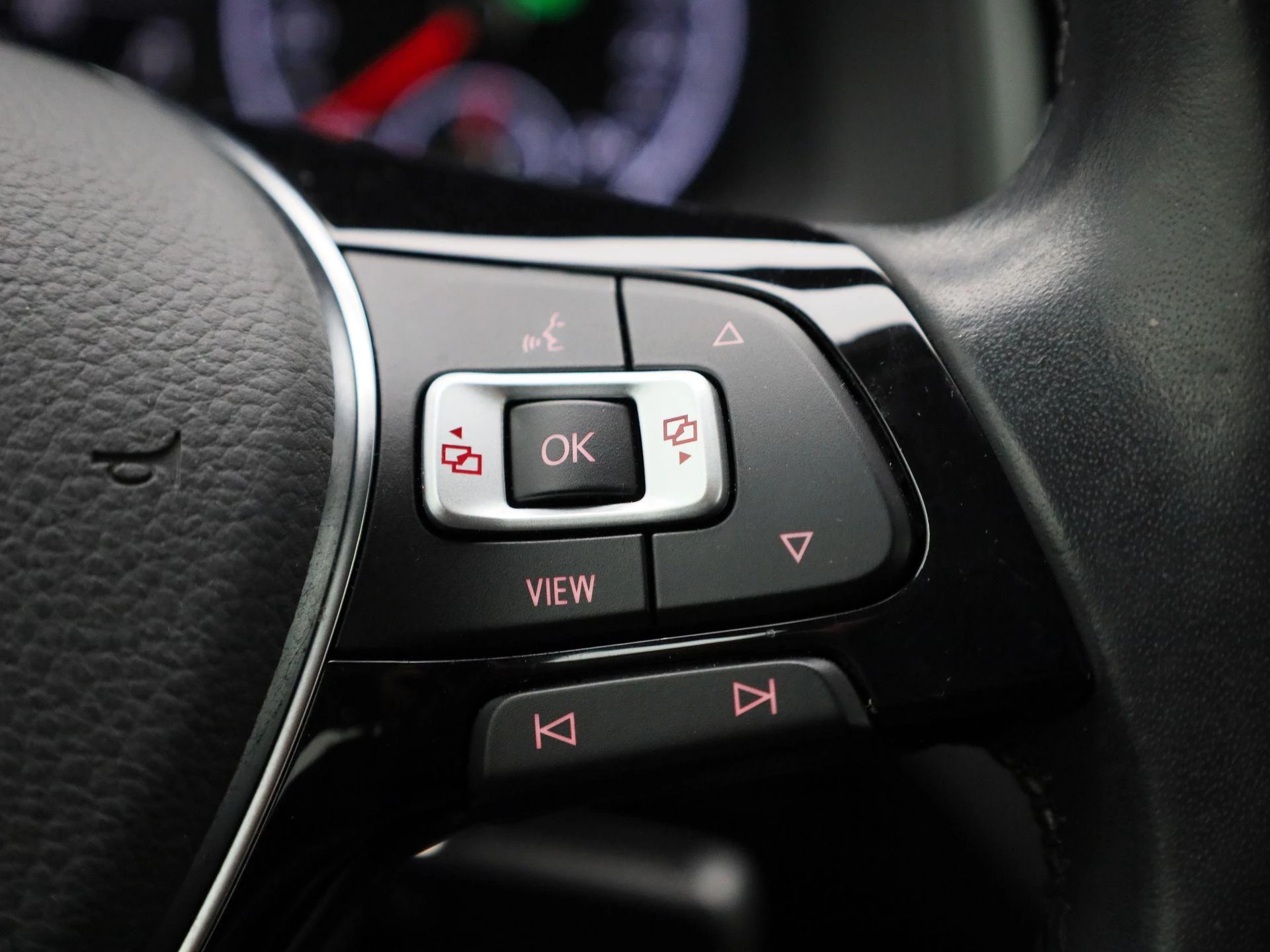 Volkswagen-Polo-image-20