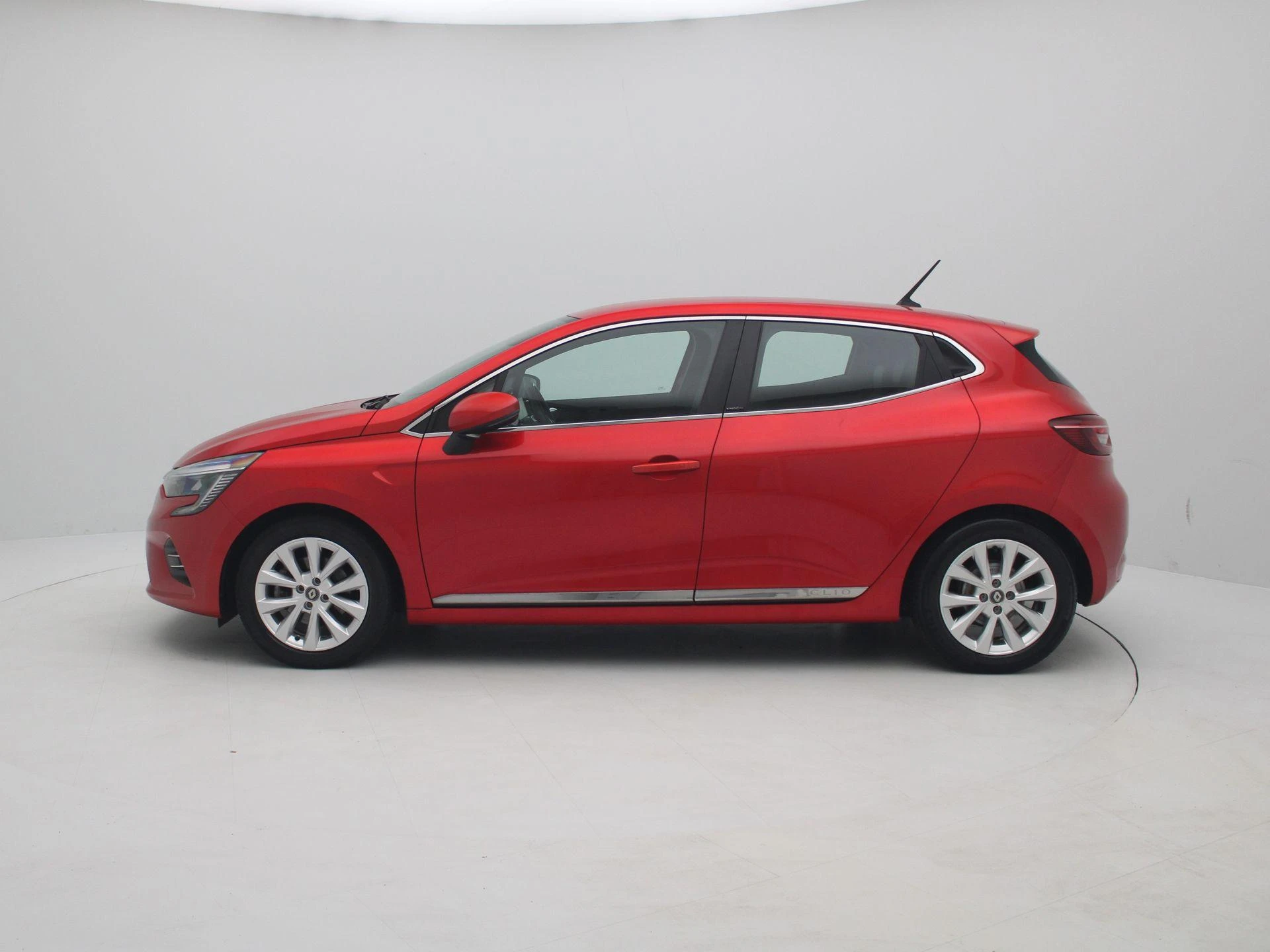 Renault-Clio-image-3