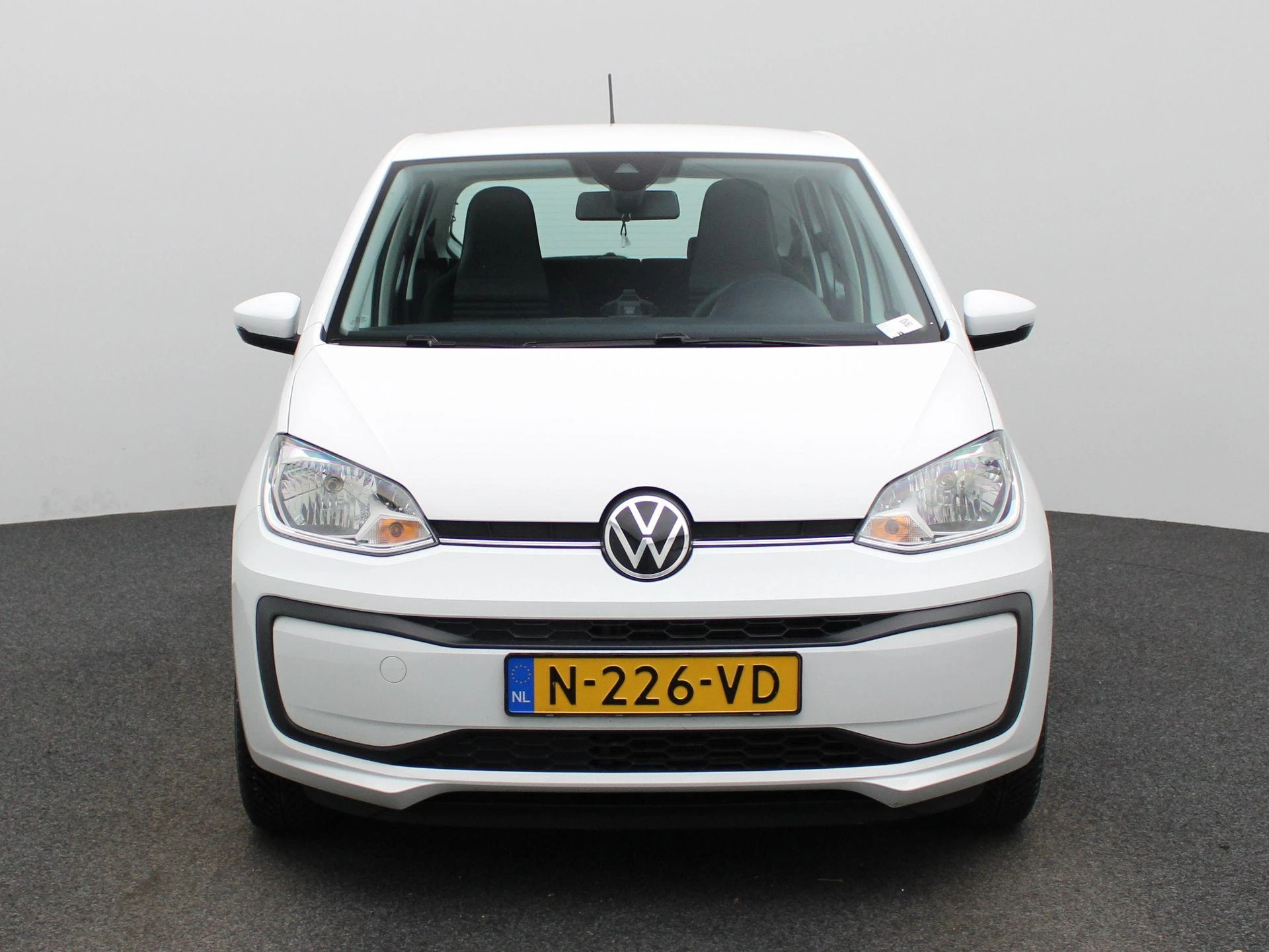Volkswagen-up!-image-2