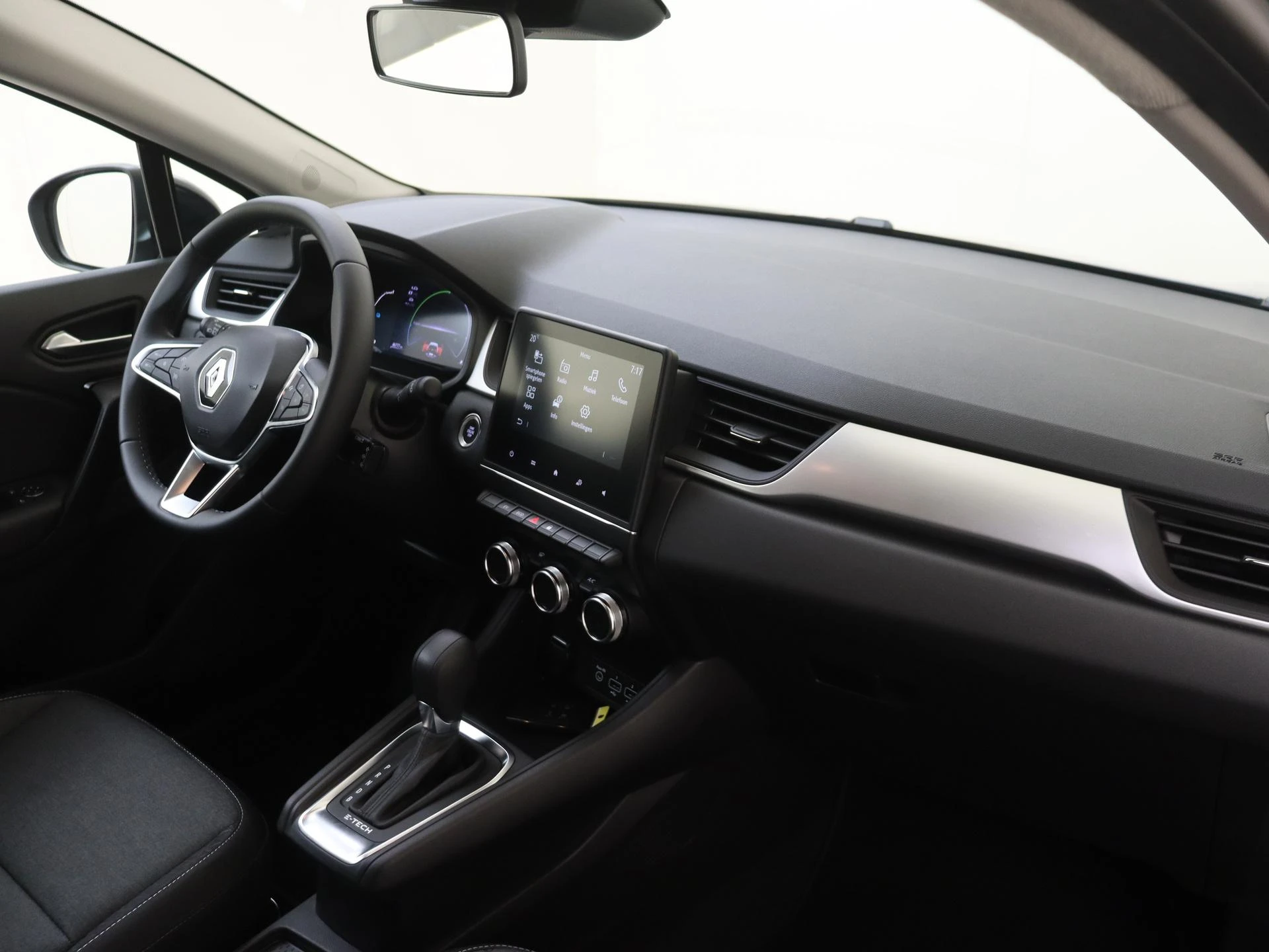 Renault Captur 1.6 E-Tech Hybrid 145 Rive Gauche