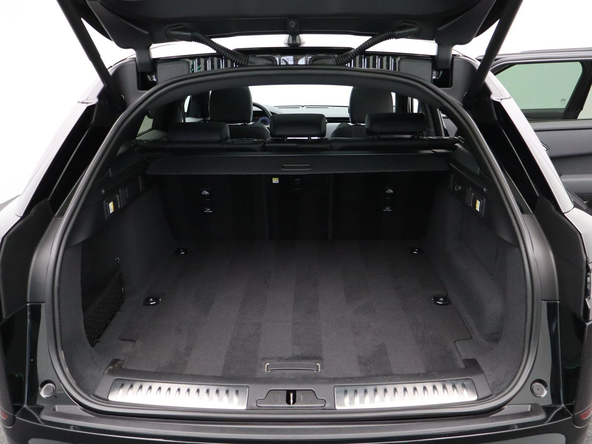 Land Rover Range Rover Velar 2.0 P400e AWD Dynamic SE PHEV