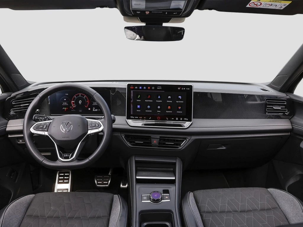 Volkswagen-Tiguan-image-11