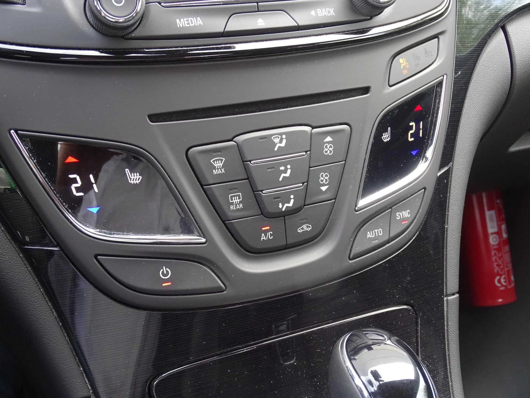 Opel-Insignia-image-19