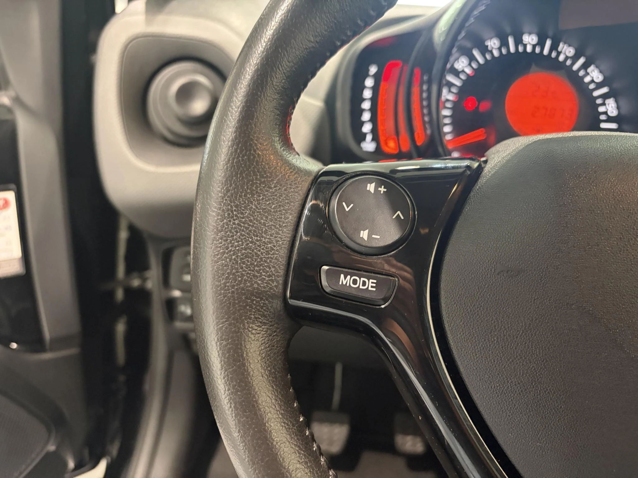 Peugeot-108-image-12