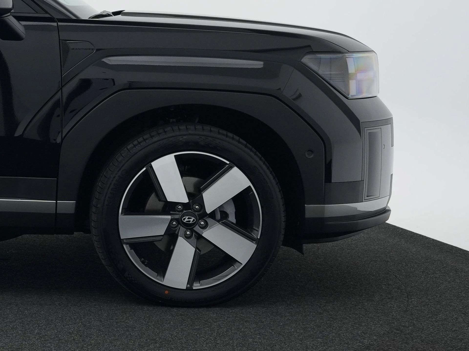 Hyundai-Santa Fe-image-8