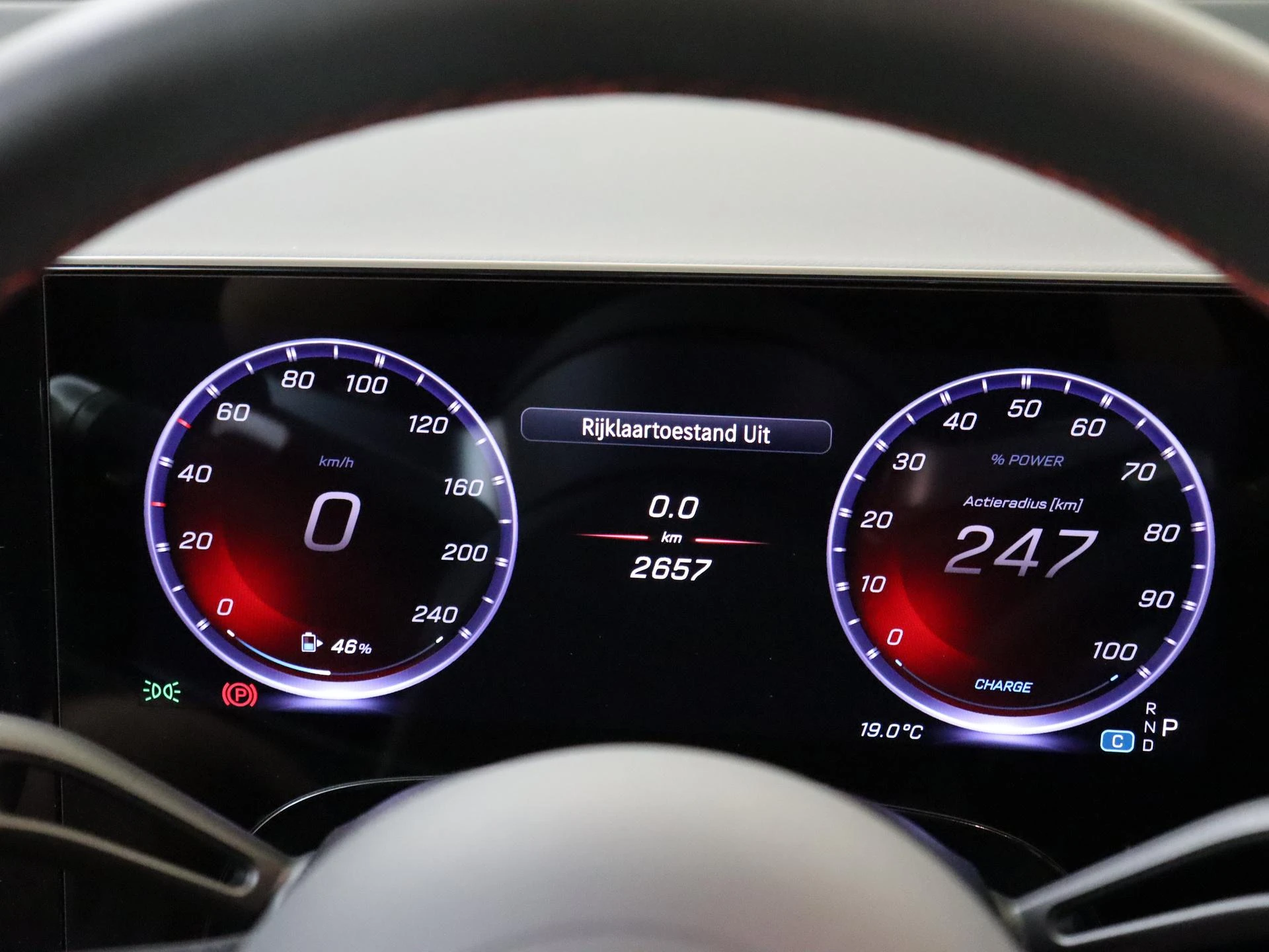 Mercedes-Benz-GLB-image-10