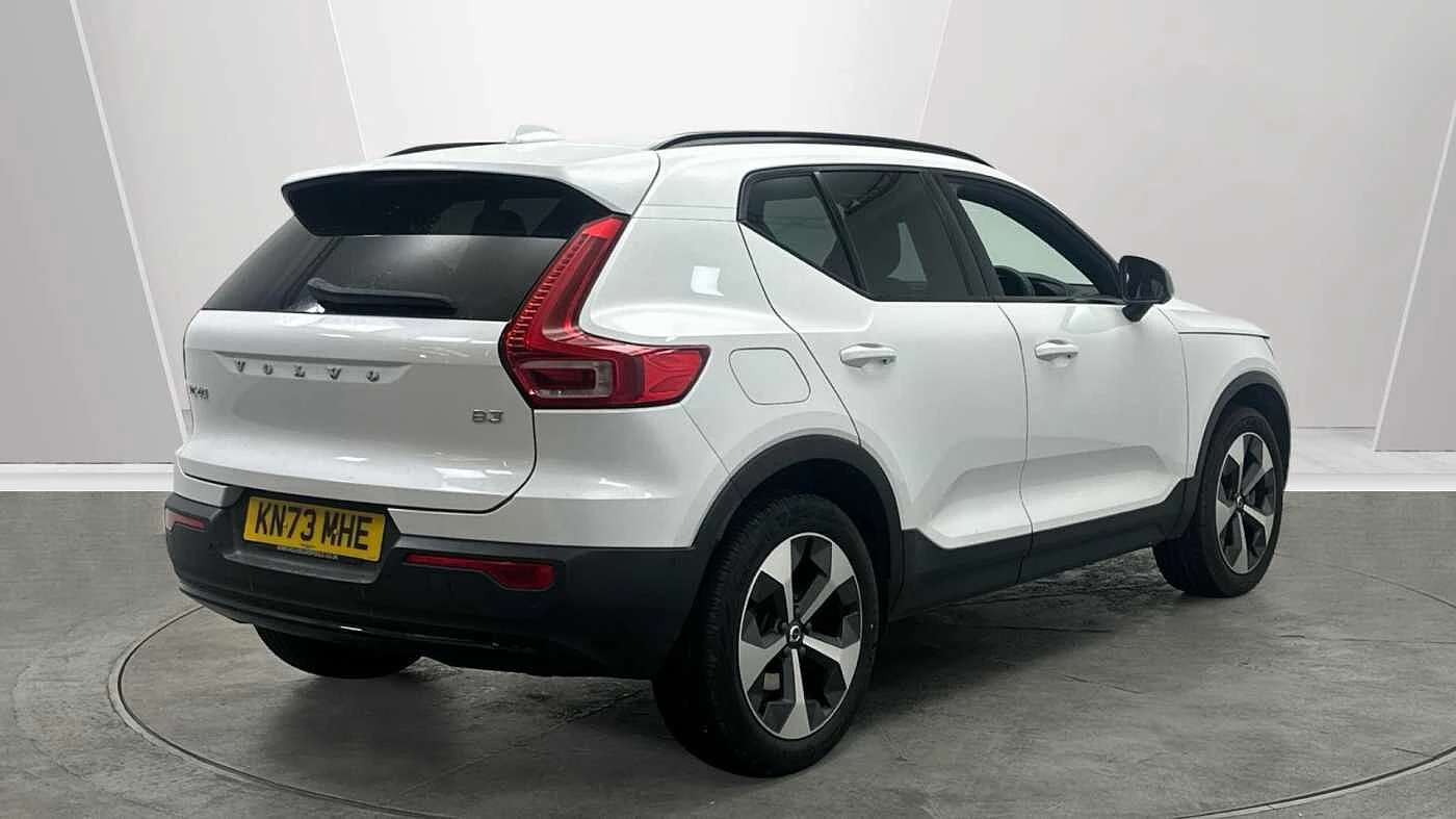 Volvo-XC40-image-1